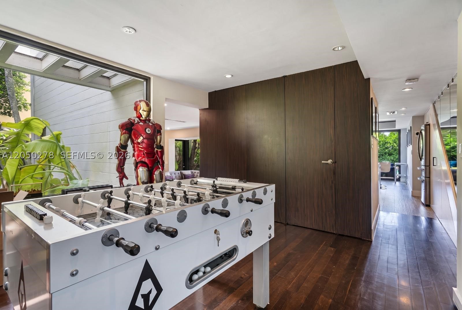 1548 Biarritz Dr Miami Beach, FL 33141