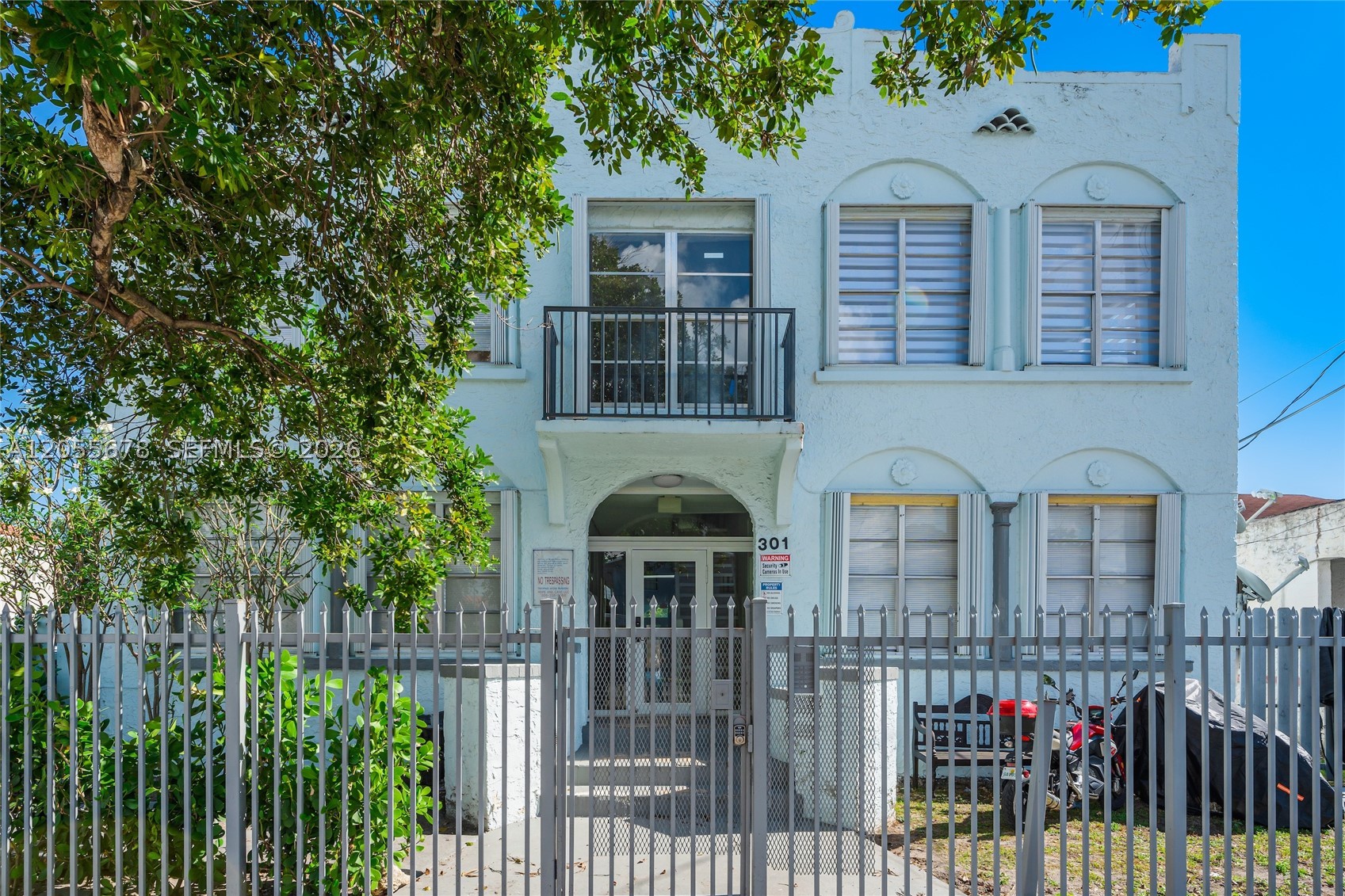 301 SW 10th Ave #4 Miami, FL 33130