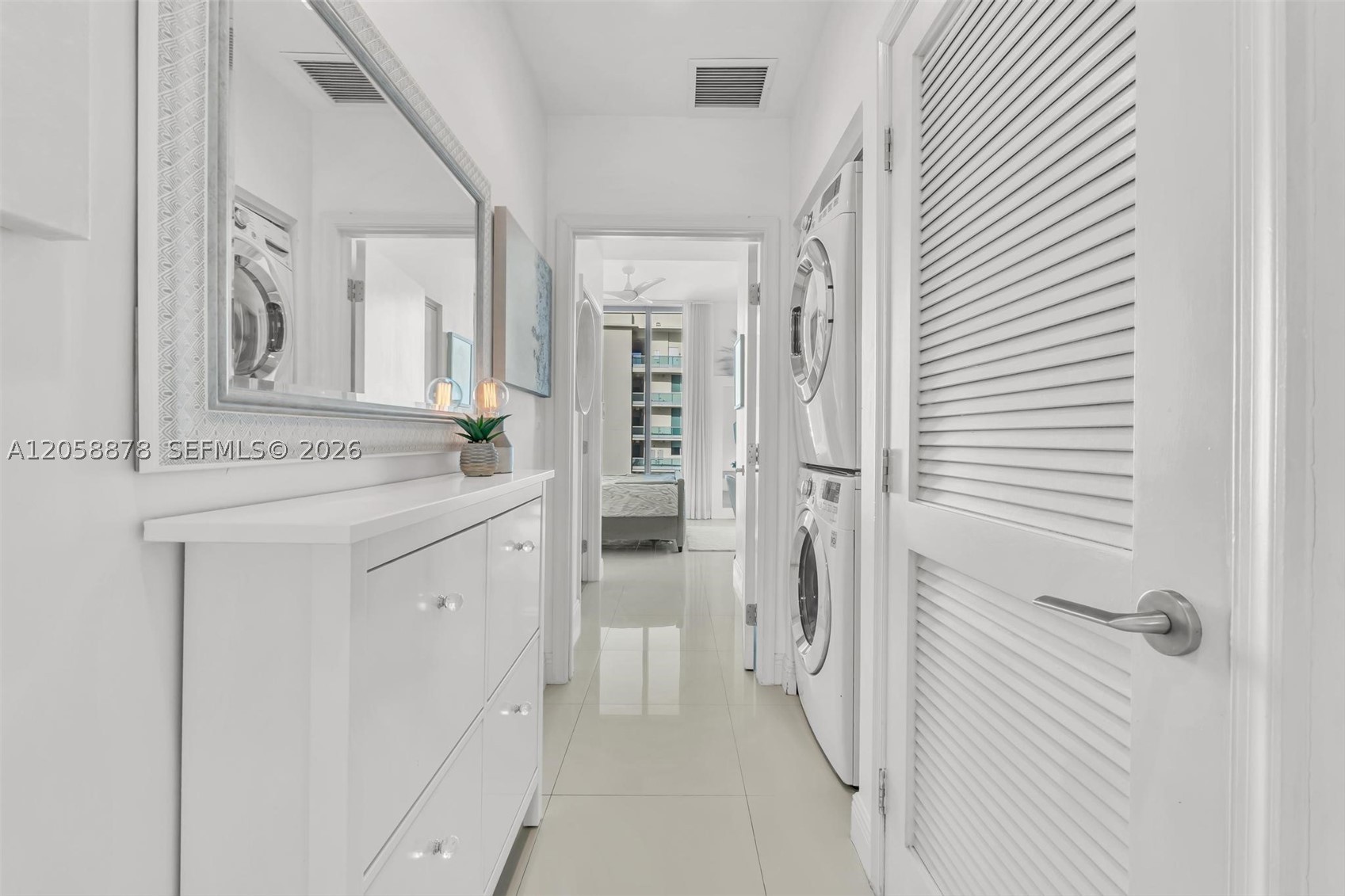 image Eloquence on the Bay35