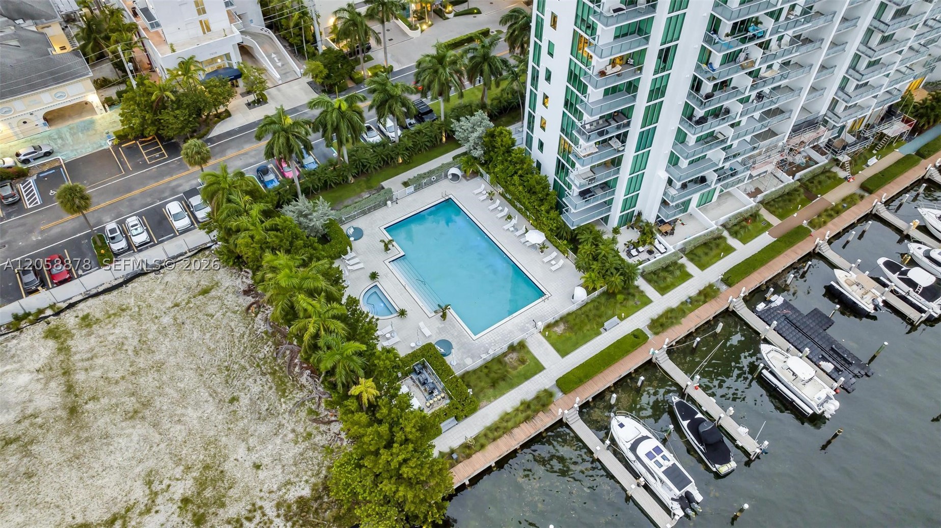 image Eloquence on the Bay61