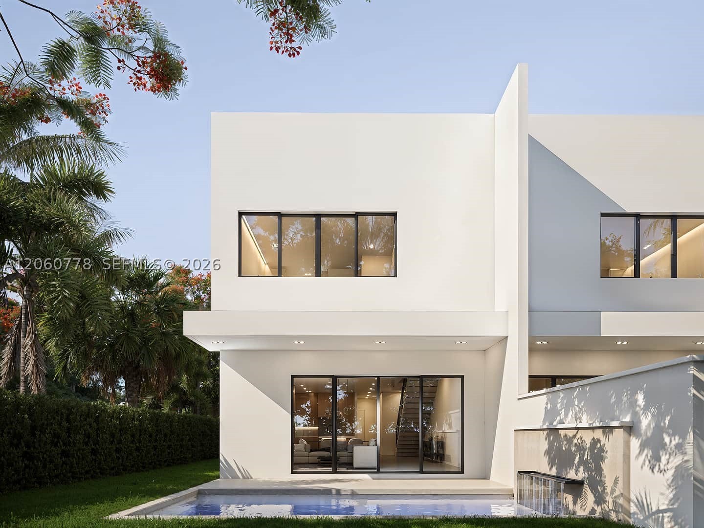 3113 Plaza St Coconut Grove, FL 33133