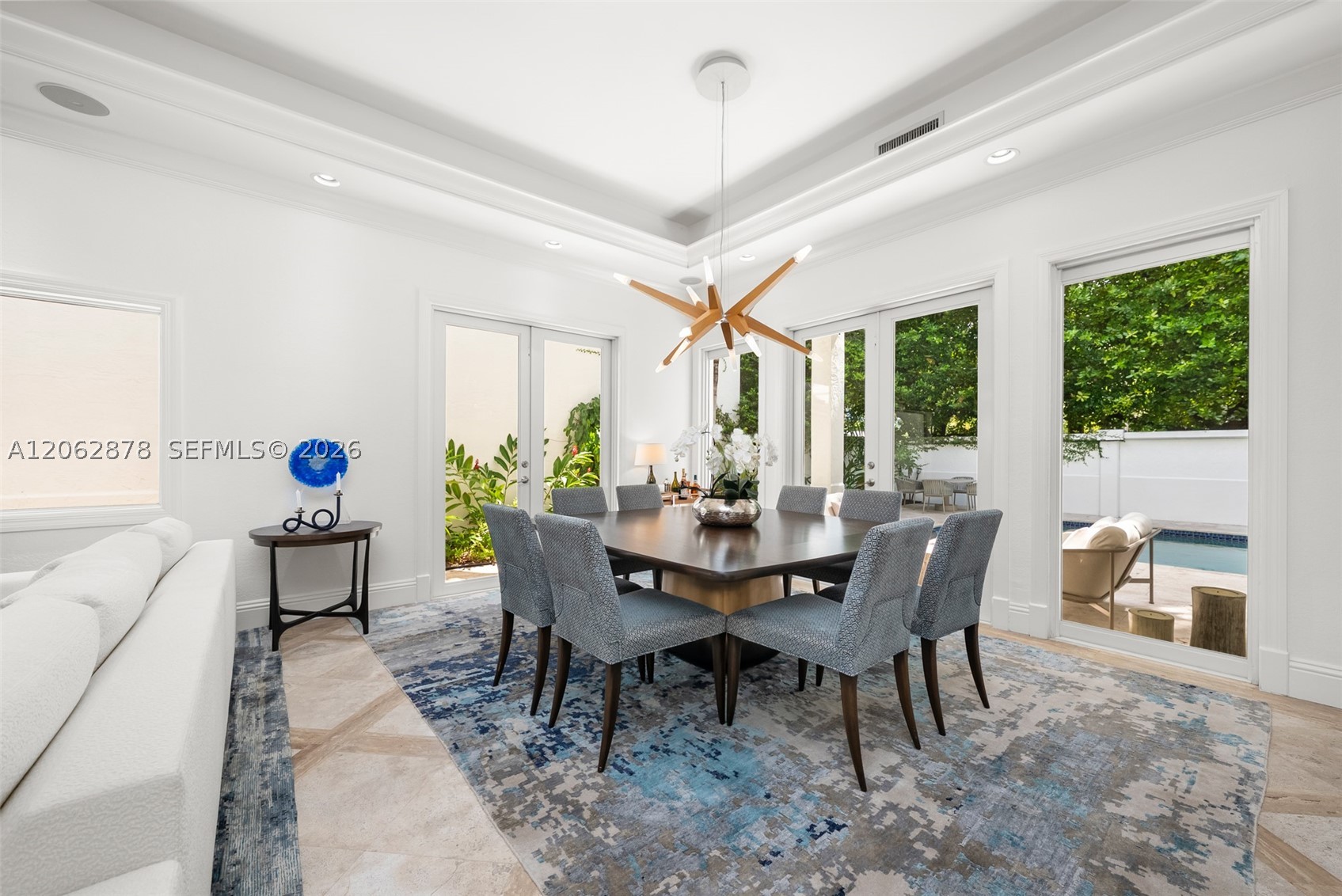 6 Coconut Ln Key Biscayne, FL 33149