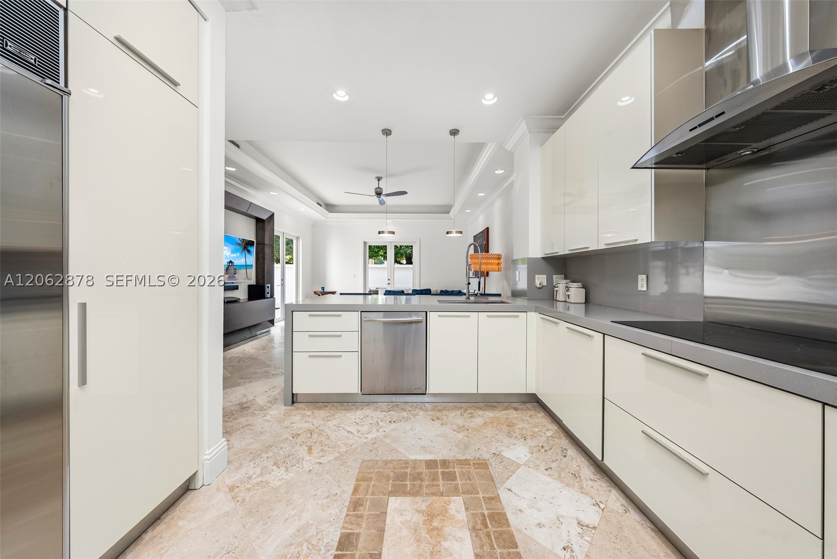 6 Coconut Ln Key Biscayne, FL 33149