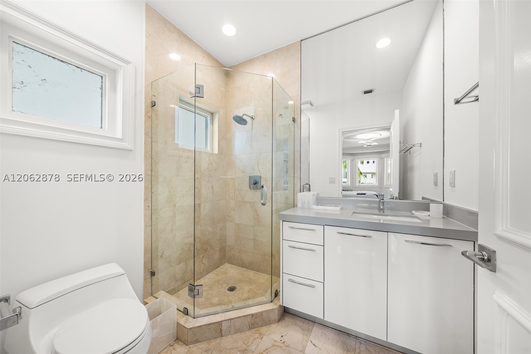 6 Coconut Ln Key Biscayne, FL 33149