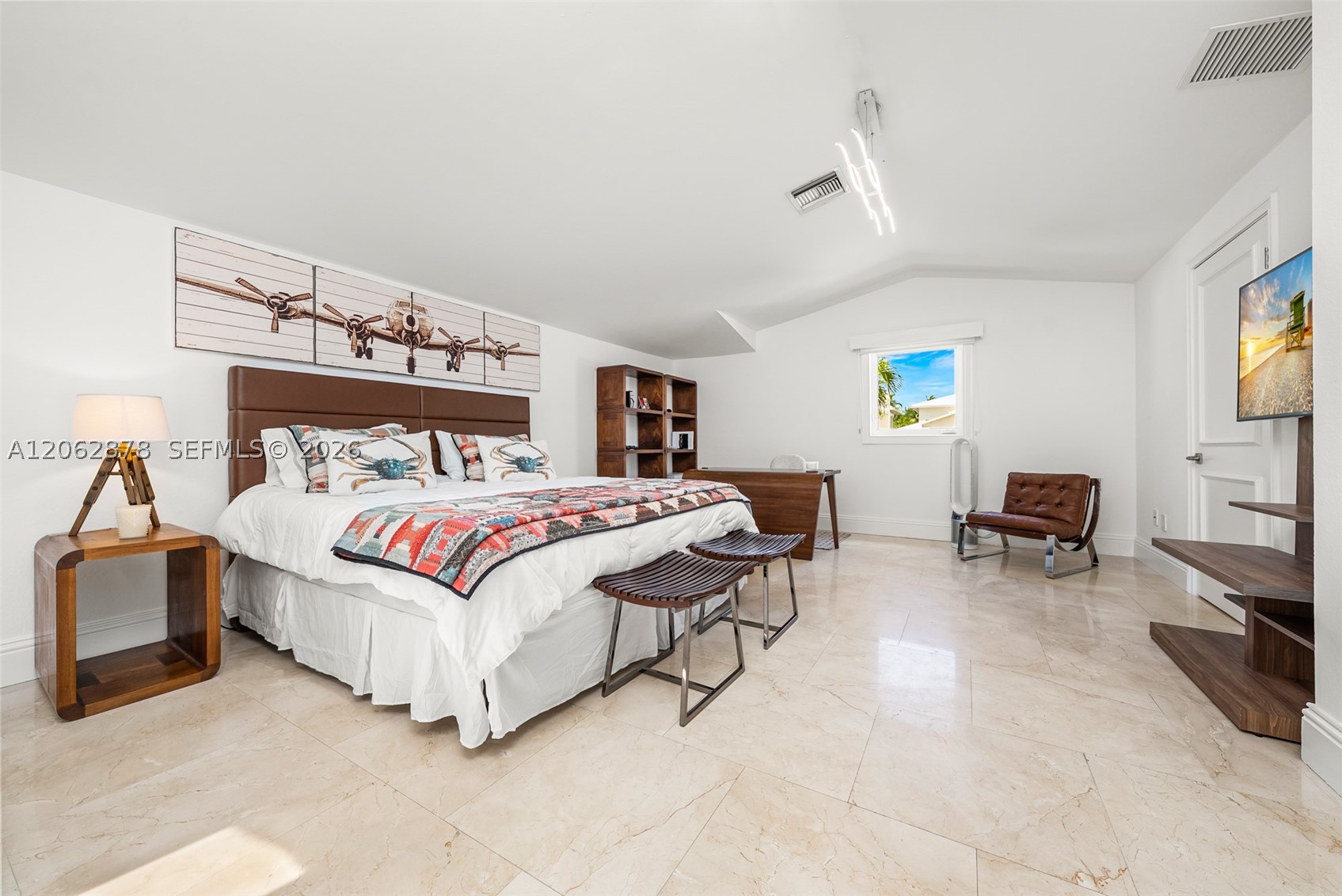6 Coconut Ln Key Biscayne, FL 33149