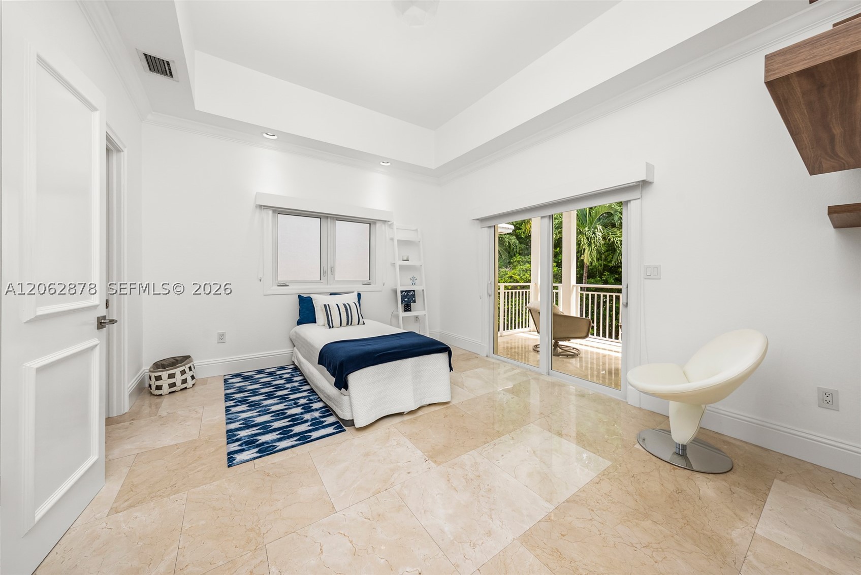 6 Coconut Ln Key Biscayne, FL 33149