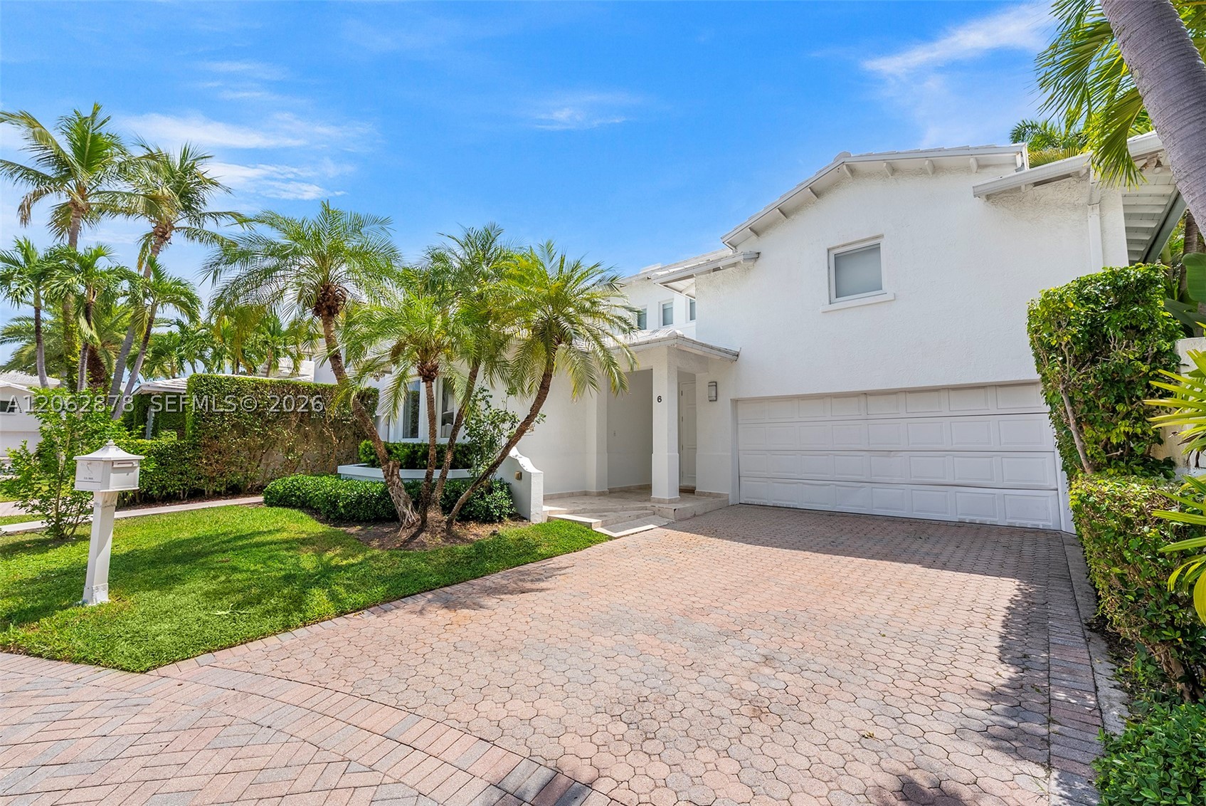 6 Coconut Ln Key Biscayne, FL 33149