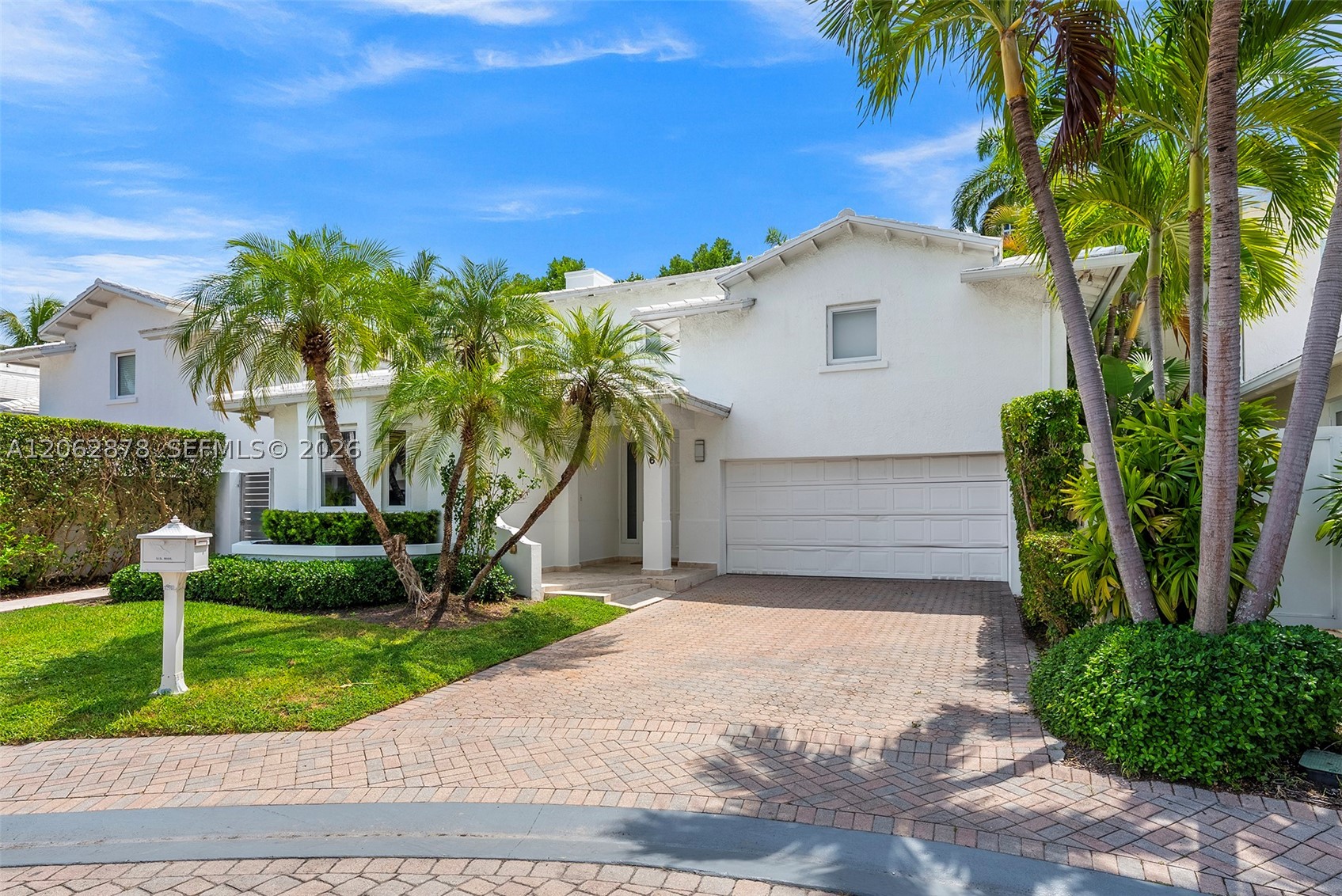 6 Coconut Ln Key Biscayne, FL 33149