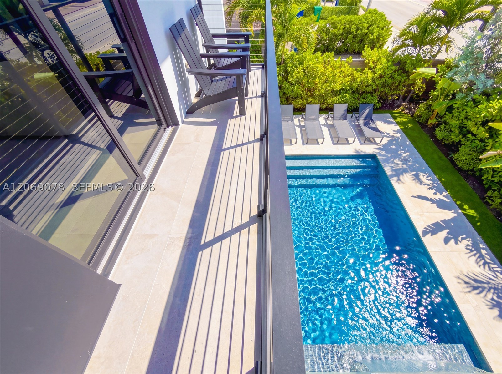 2290 SW 13th St Miami, FL 33145