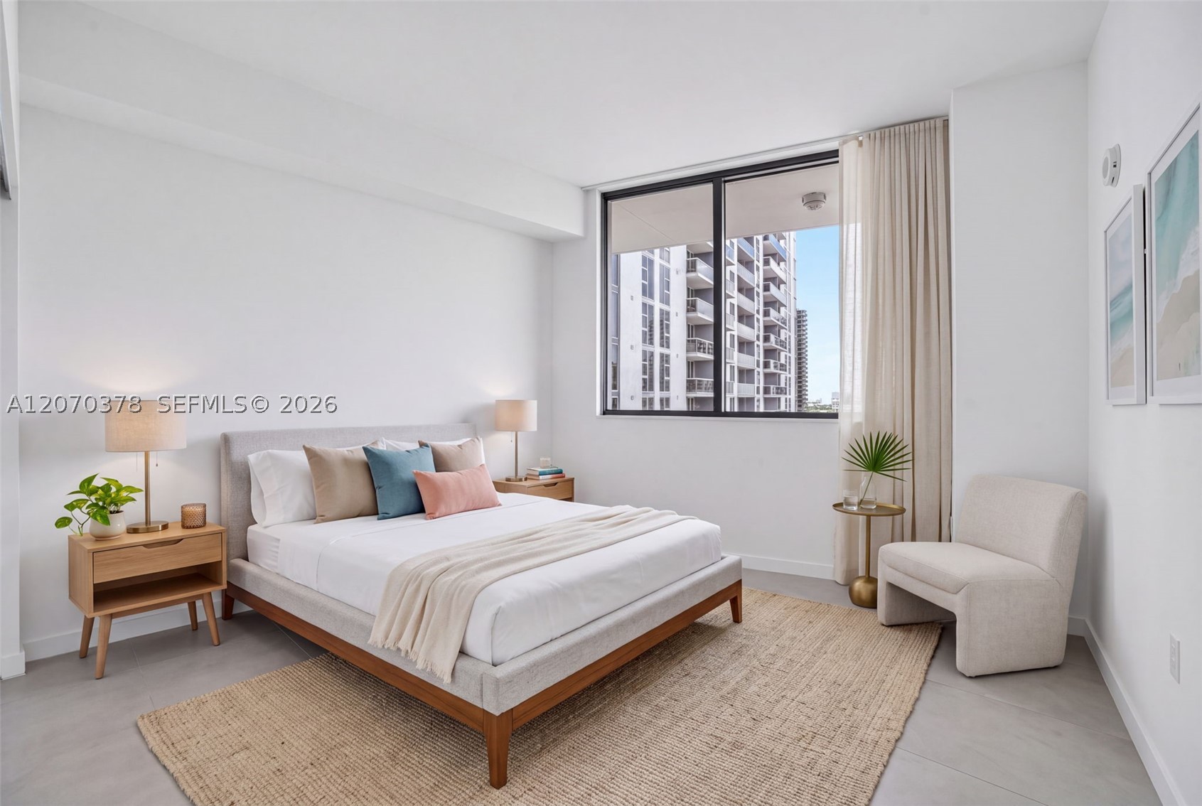 1400 Biscayne Blvd #1605 Miami, FL 33132