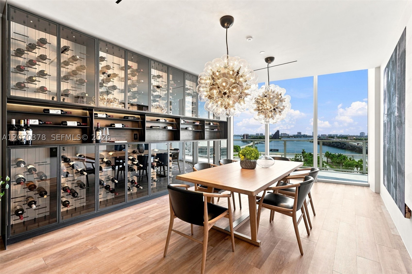1400 Biscayne Blvd #1605 Miami, FL 33132
