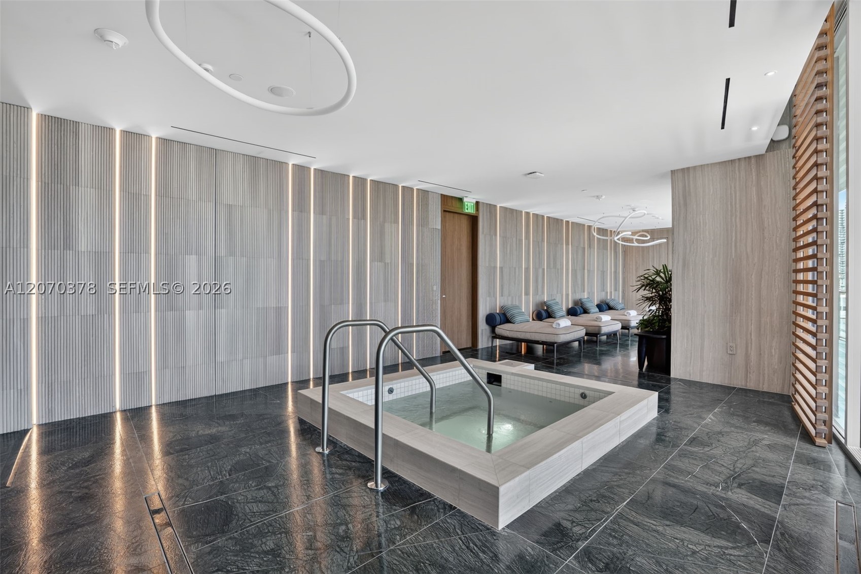 1400 Biscayne Blvd #1605 Miami, FL 33132