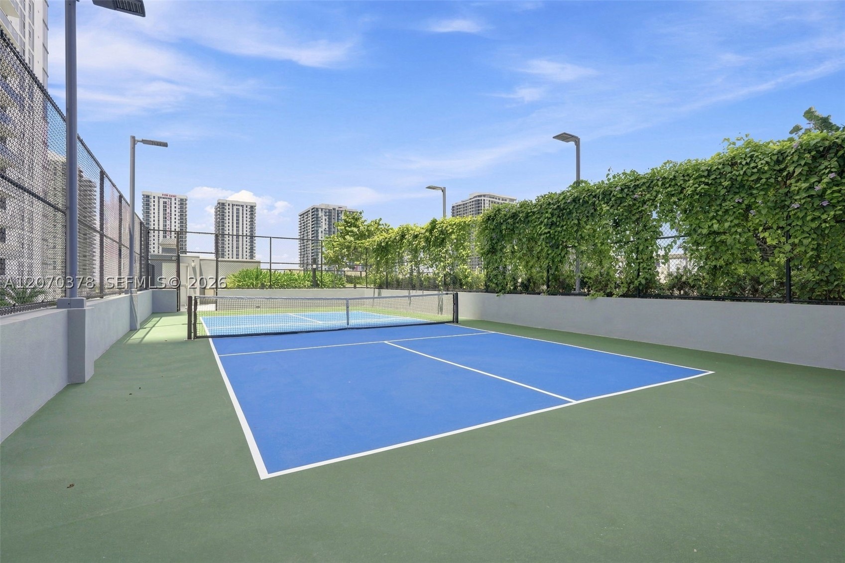 1400 Biscayne Blvd #1605 Miami, FL 33132