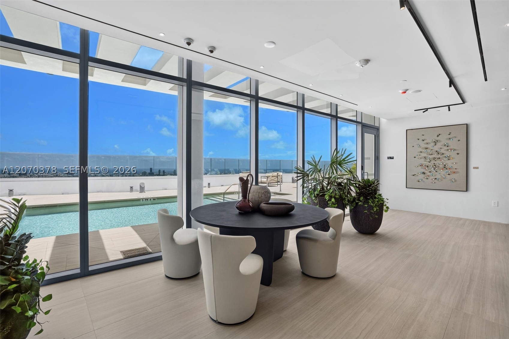 1400 Biscayne Blvd #1605 Miami, FL 33132