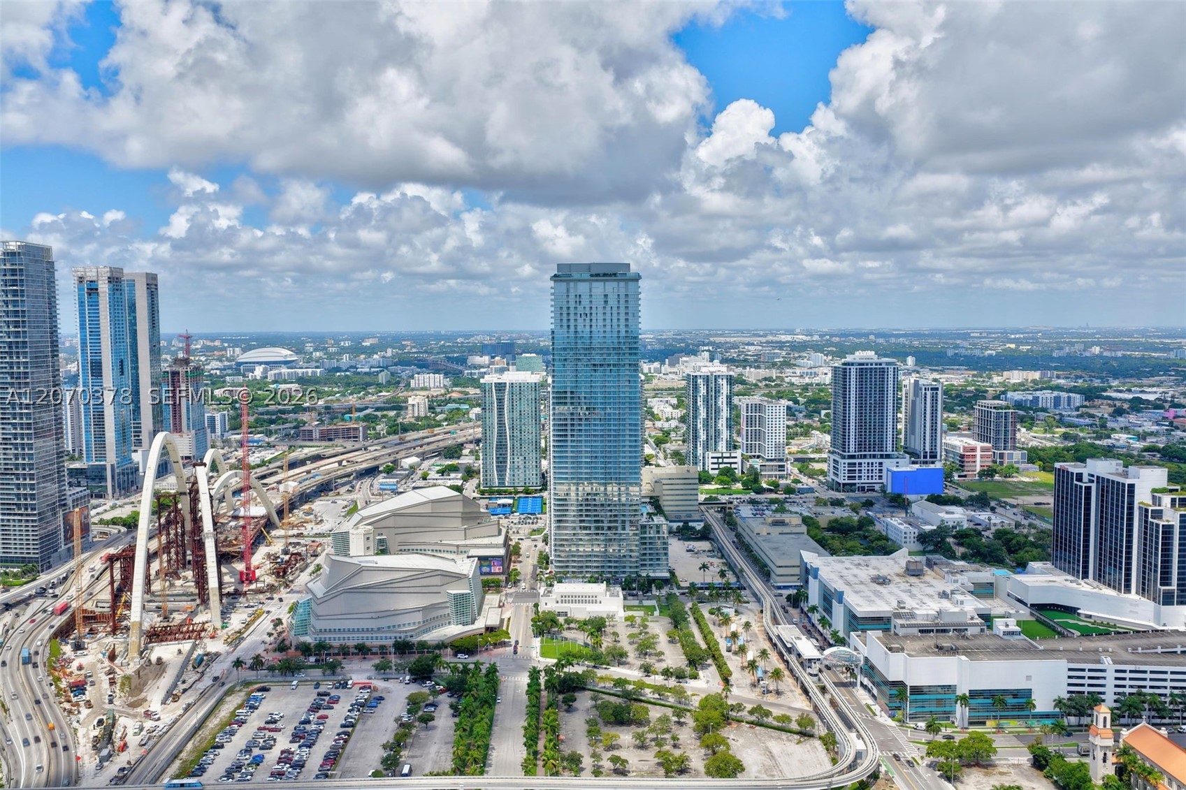 1400 Biscayne Blvd #1605 Miami, FL 33132