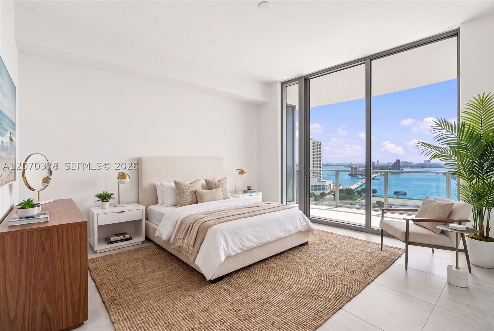 1400 Biscayne Blvd #1605 Miami, FL 33132