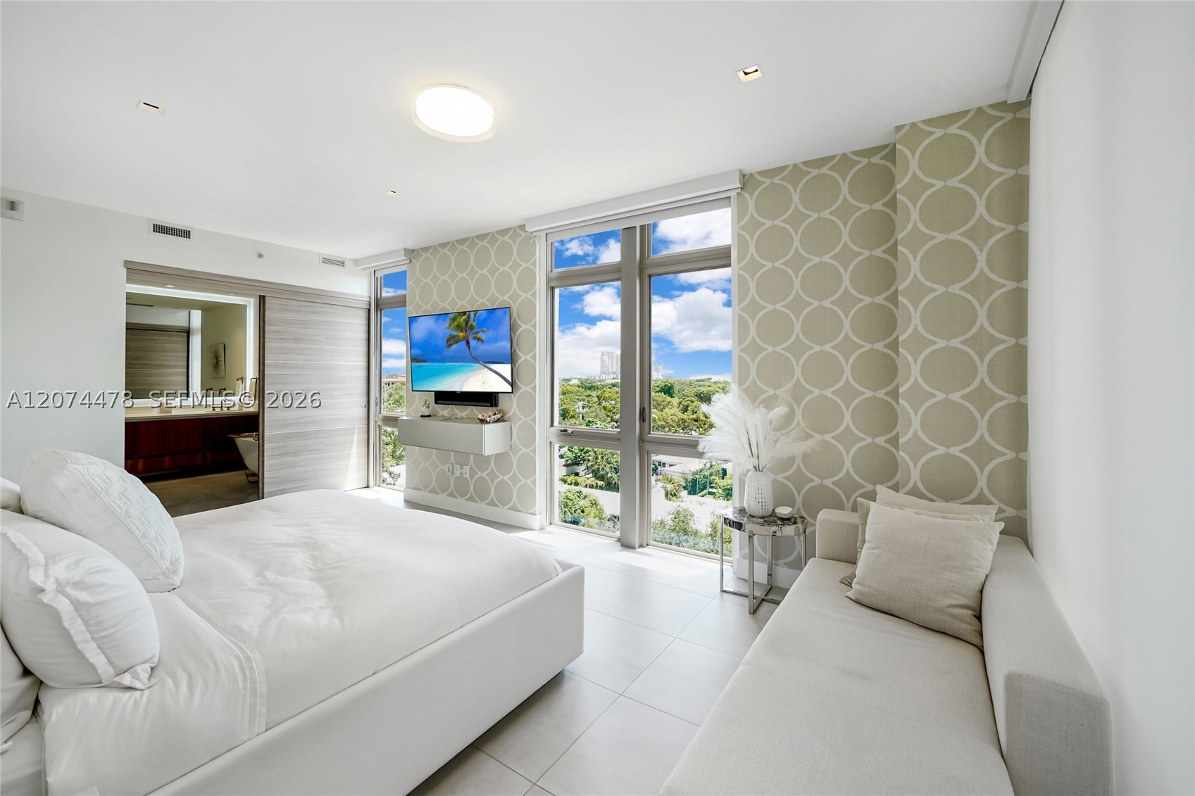 515 Valencia Ave #601 Coral Gables, FL 33134