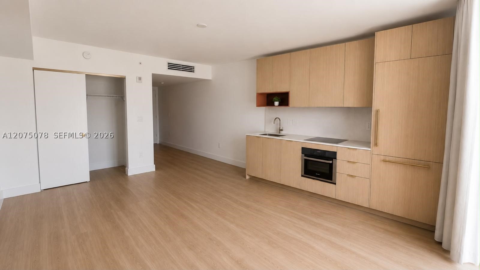 90 NE 32nd St #920 Miami Beach, FL 33127