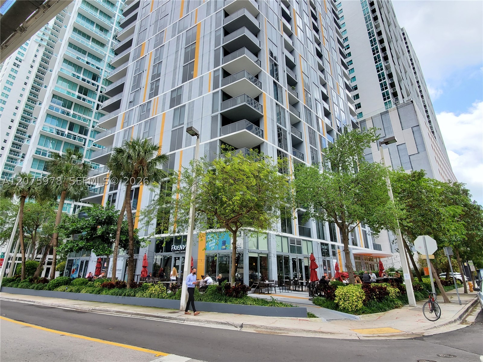 image MyBrickell44