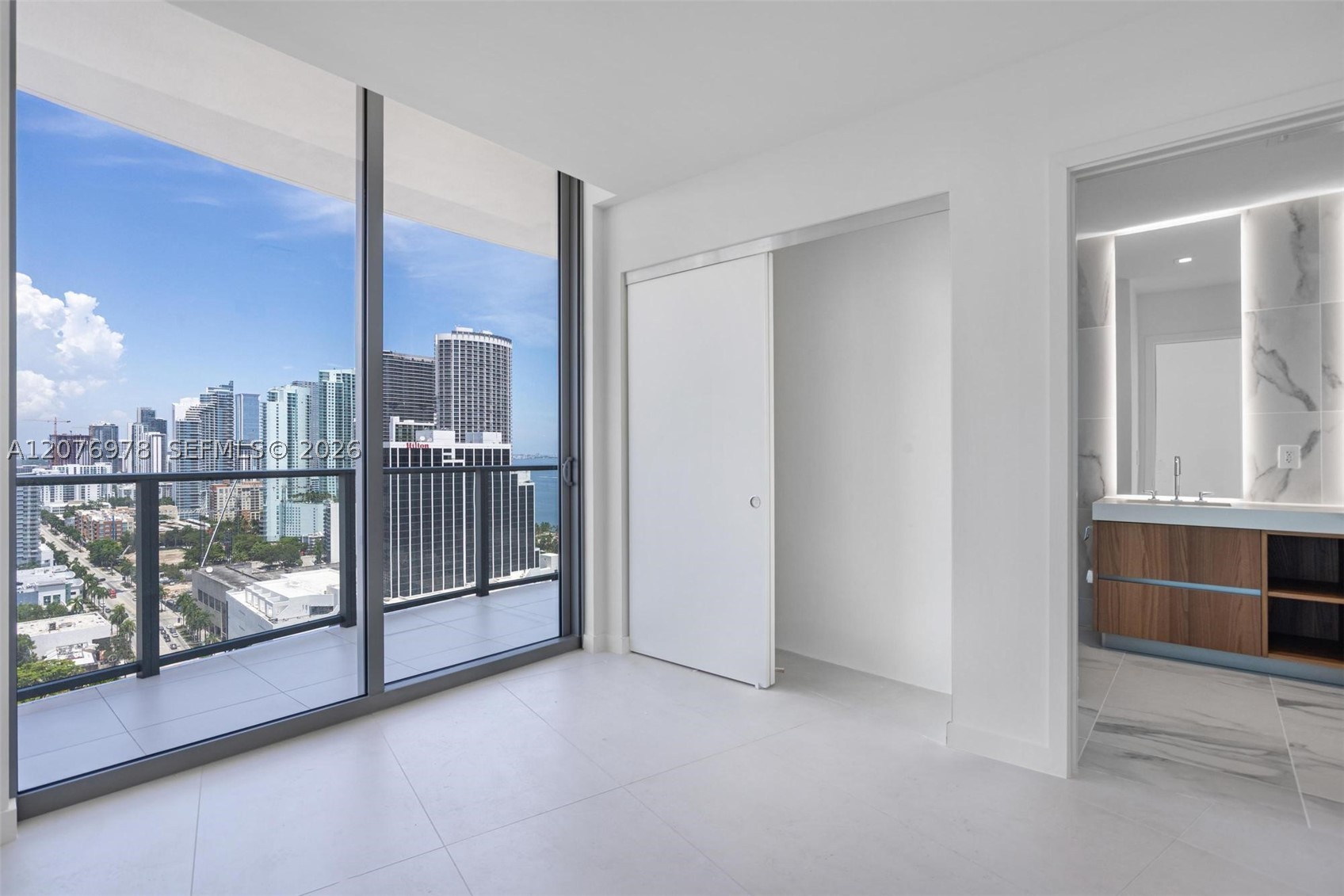 1400 Biscayne Blvd #2507 Miami, FL 33132