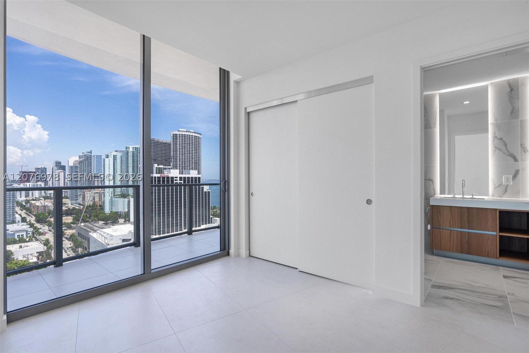 1400 Biscayne Blvd #2507 Miami, FL 33132