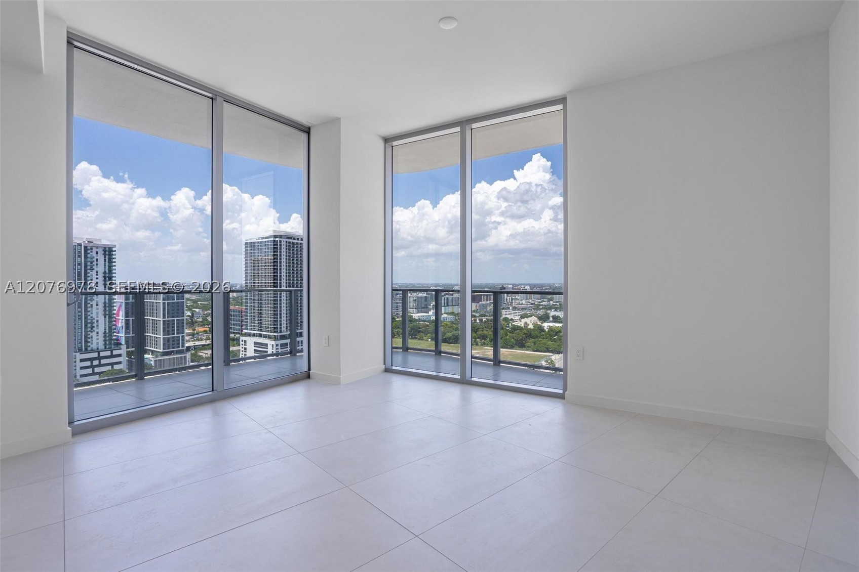 1400 Biscayne Blvd #2507 Miami, FL 33132
