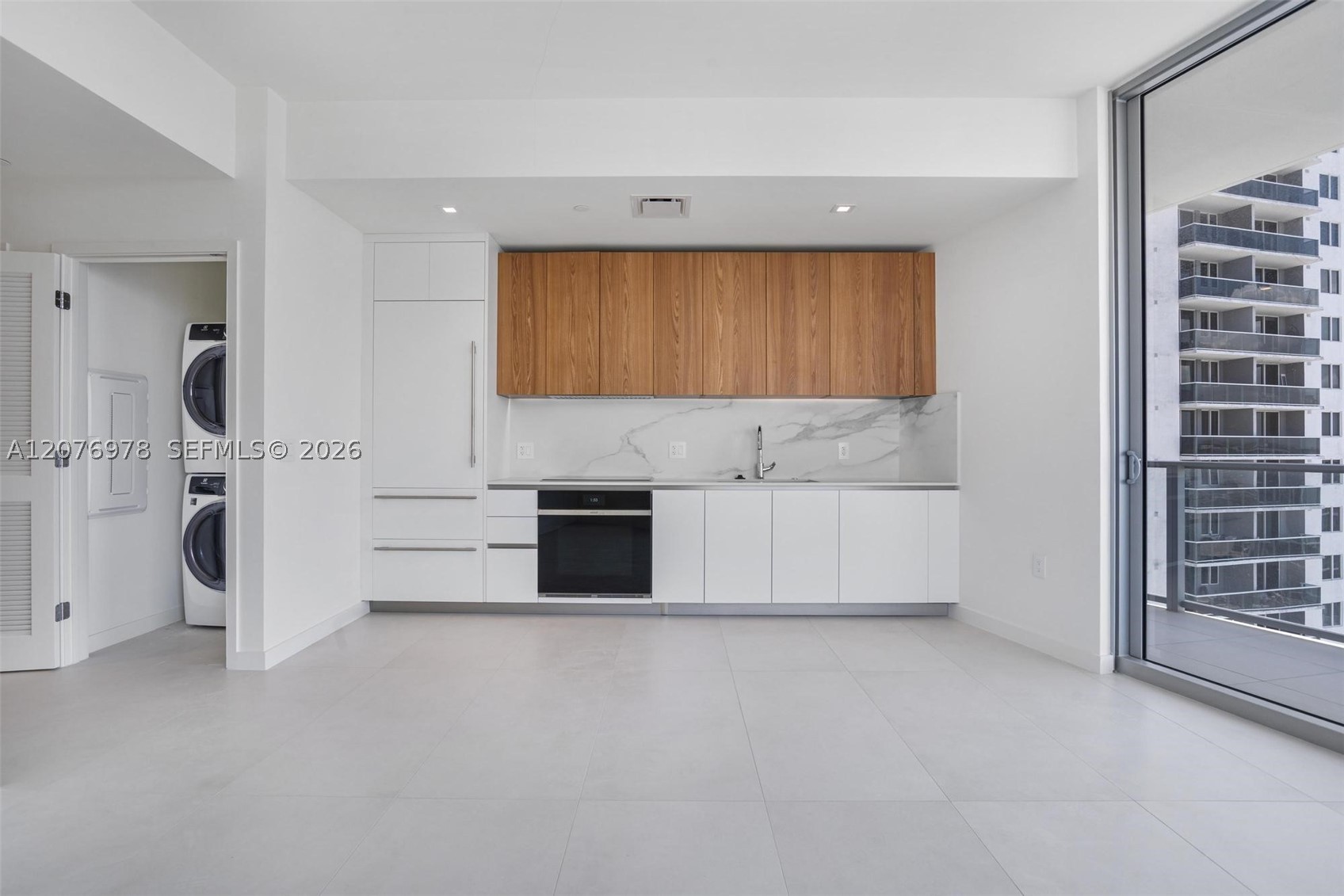 1400 Biscayne Blvd #2507 Miami, FL 33132