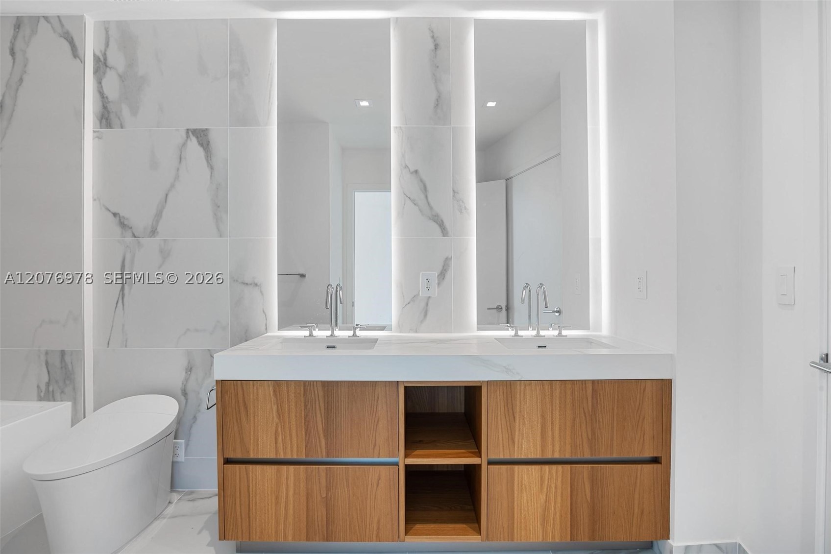 1400 Biscayne Blvd #2507 Miami, FL 33132
