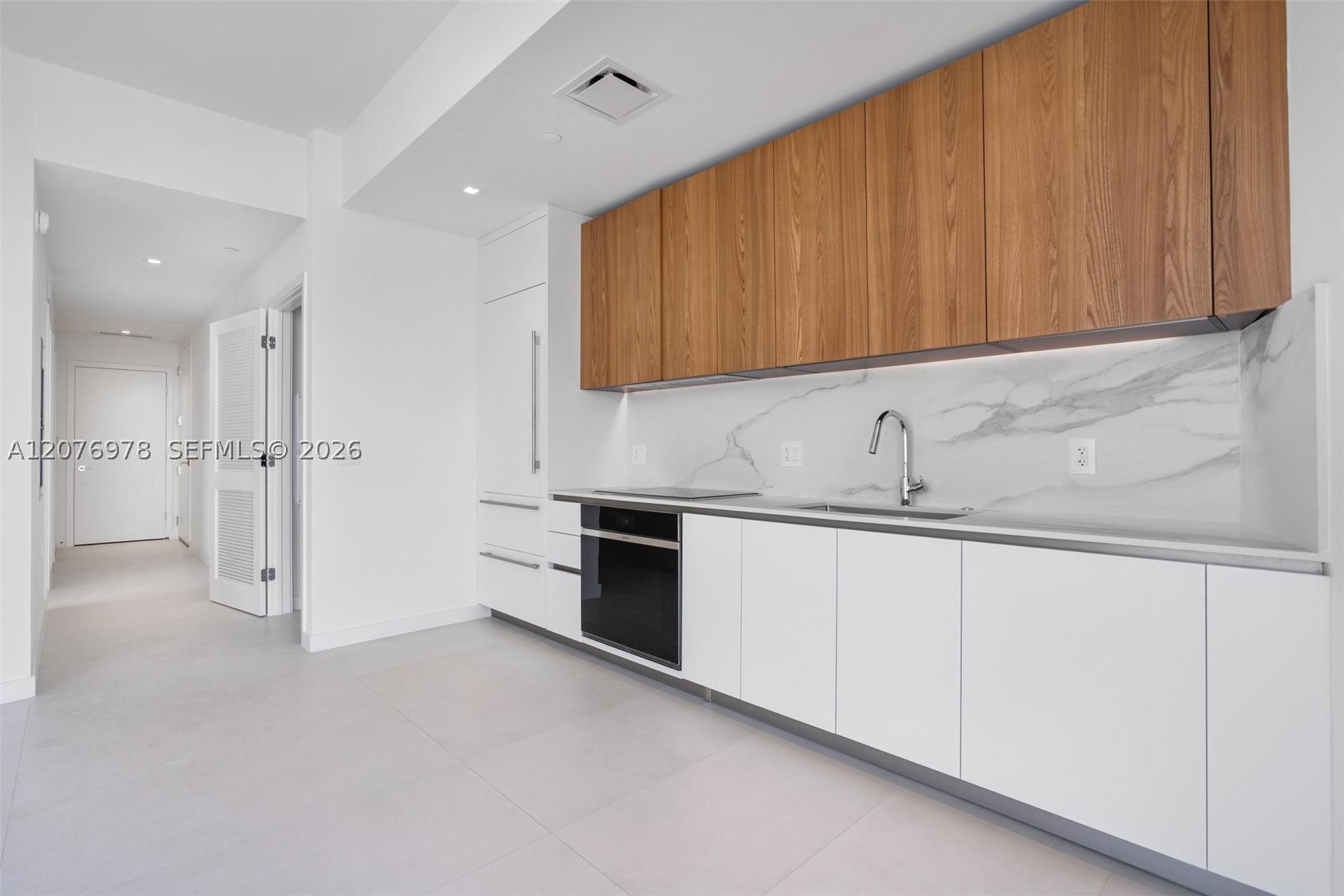 1400 Biscayne Blvd #2507 Miami, FL 33132