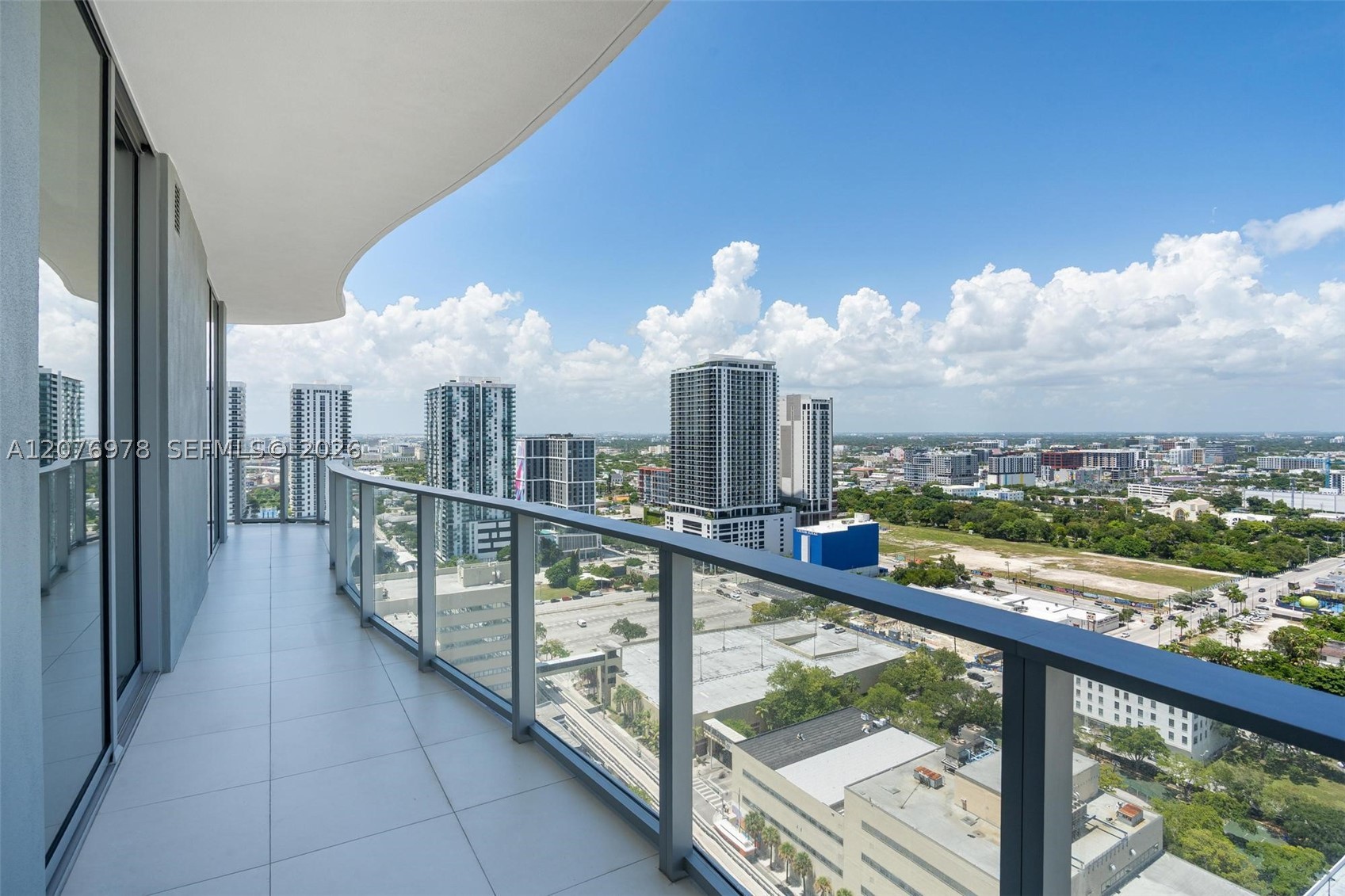 1400 Biscayne Blvd #2507 Miami, FL 33132