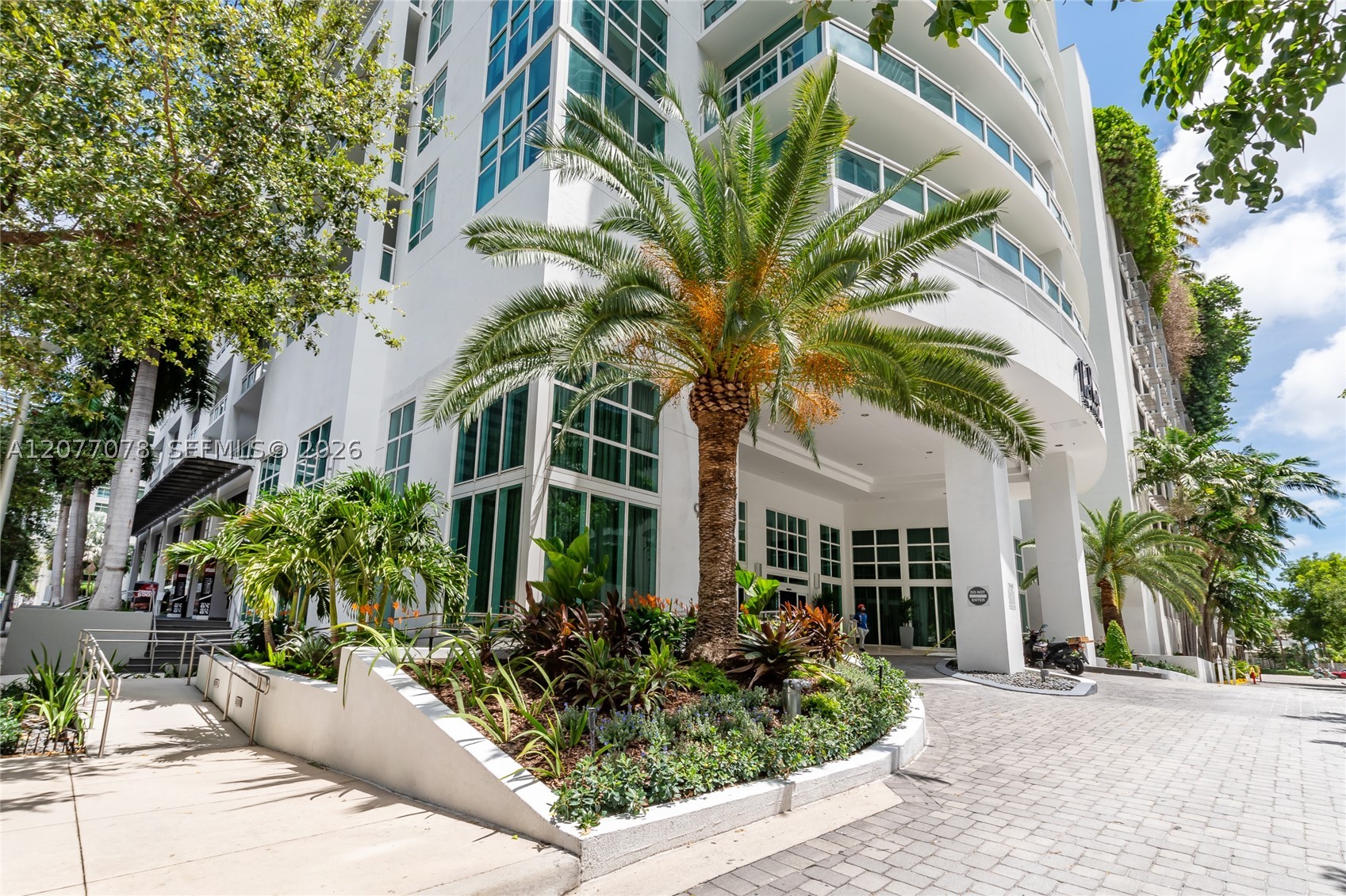 image The Plaza on Brickell West13