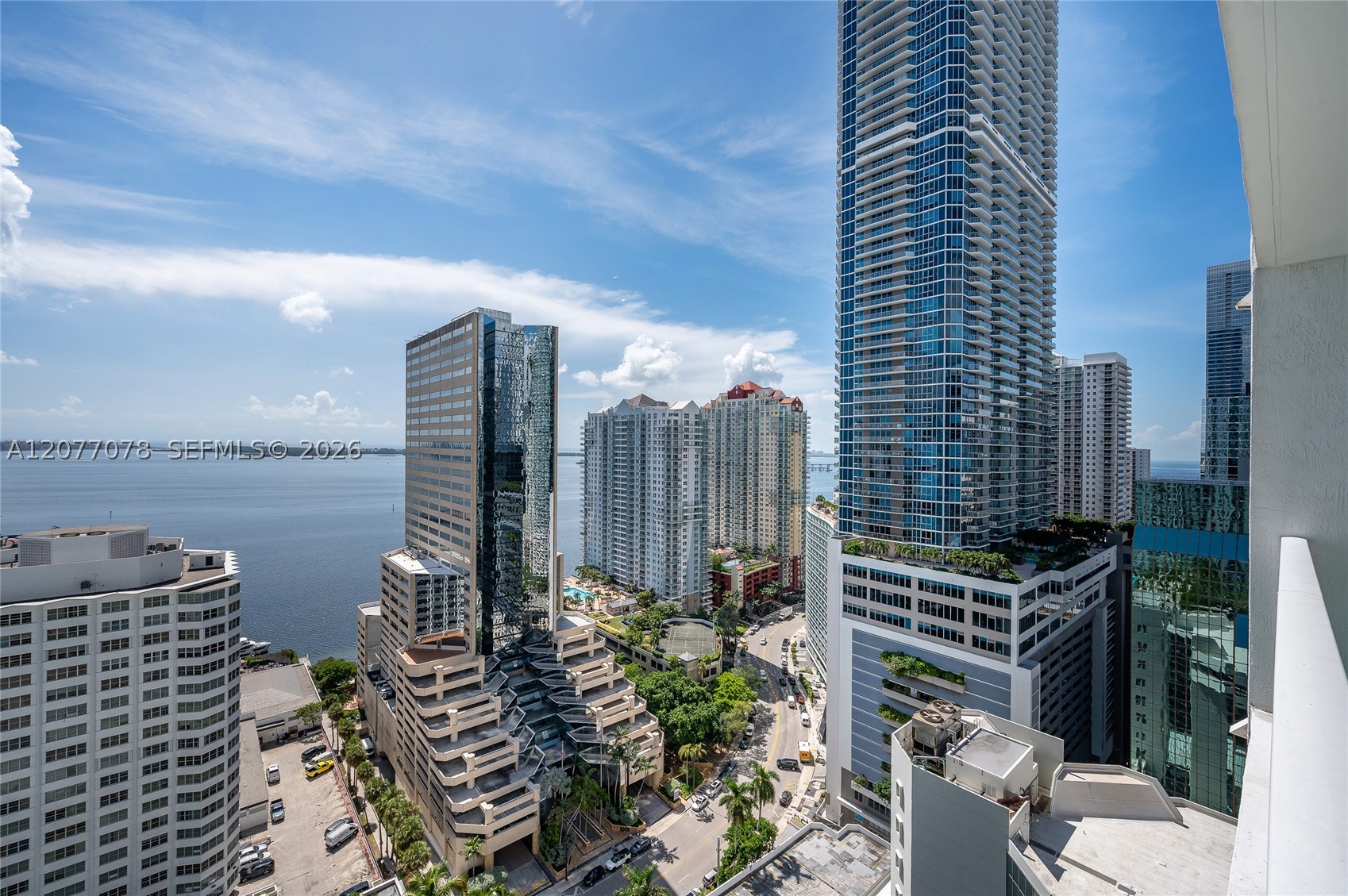image The Plaza on Brickell West4