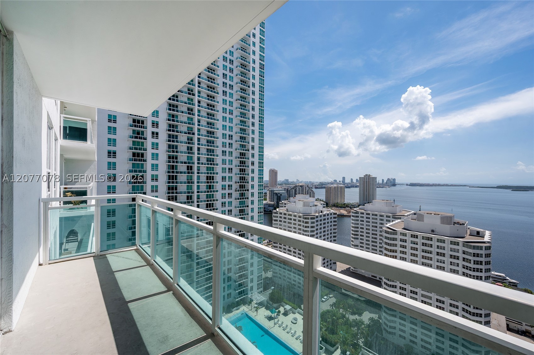 image The Plaza on Brickell West5