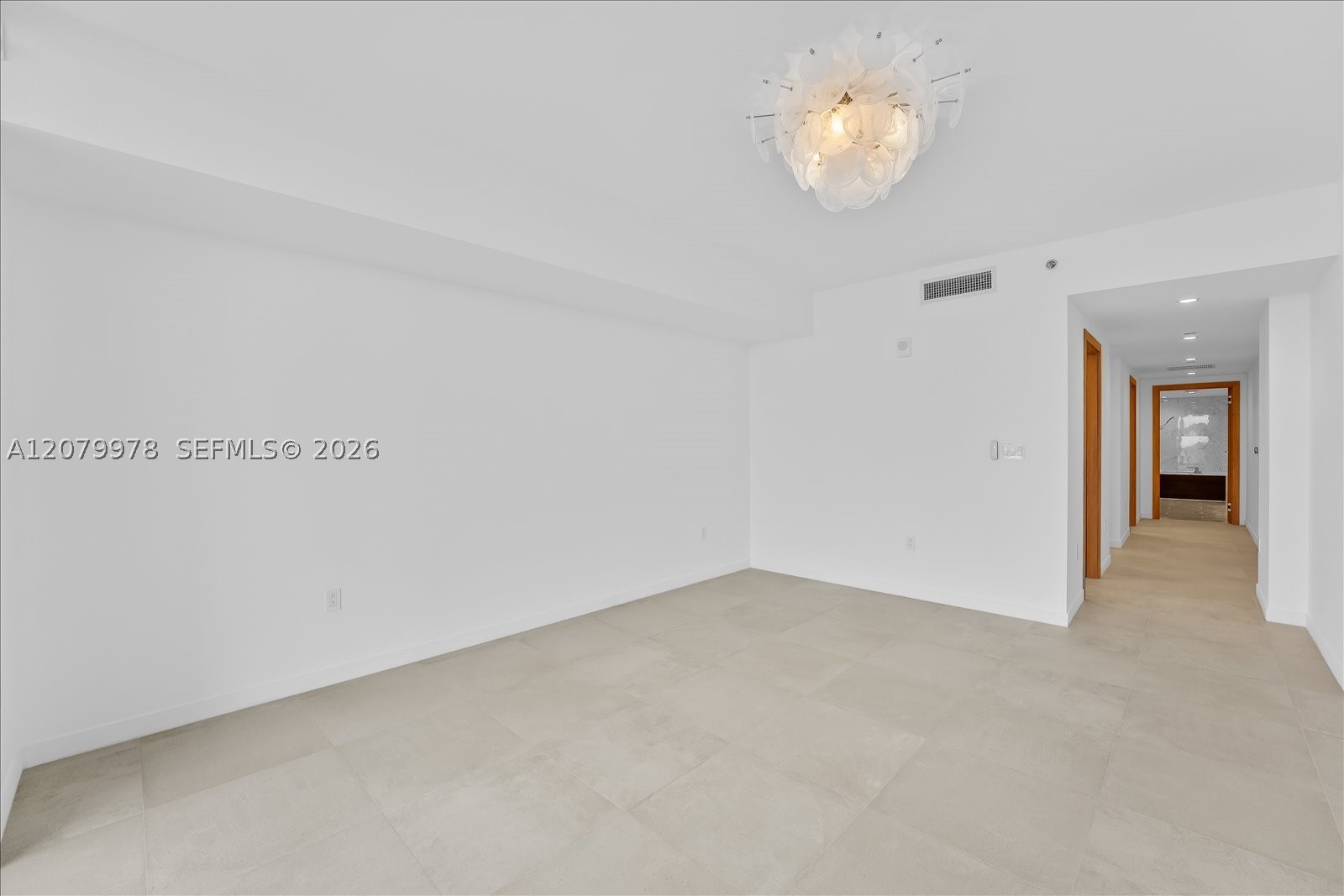 1135 103rd St #403 Bay Harbor Islands, FL 33154