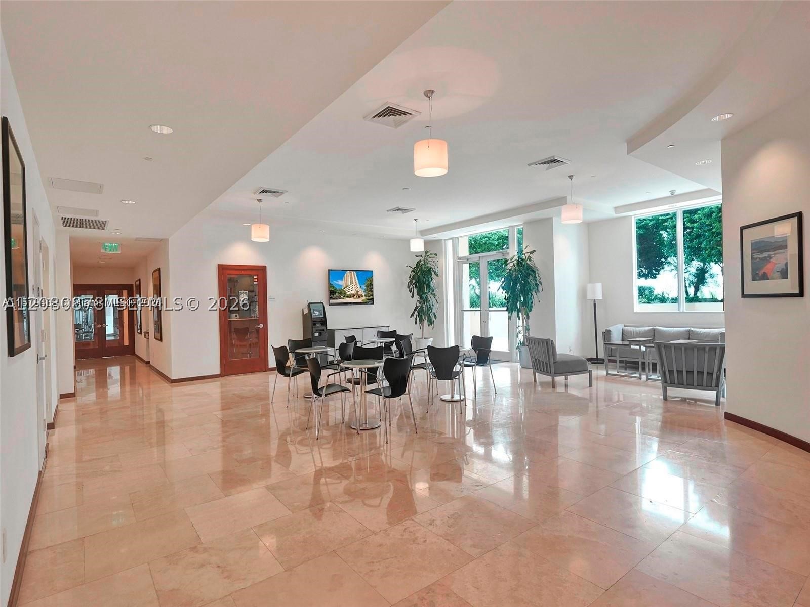 image The Metropolitan10
