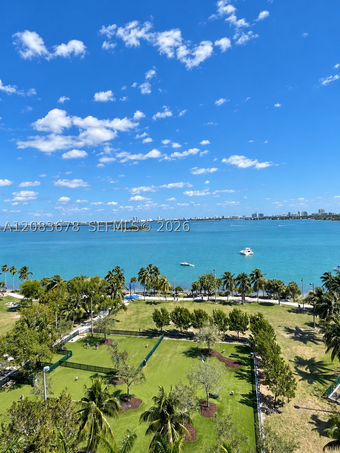 1800 N Bayshore Dr #612