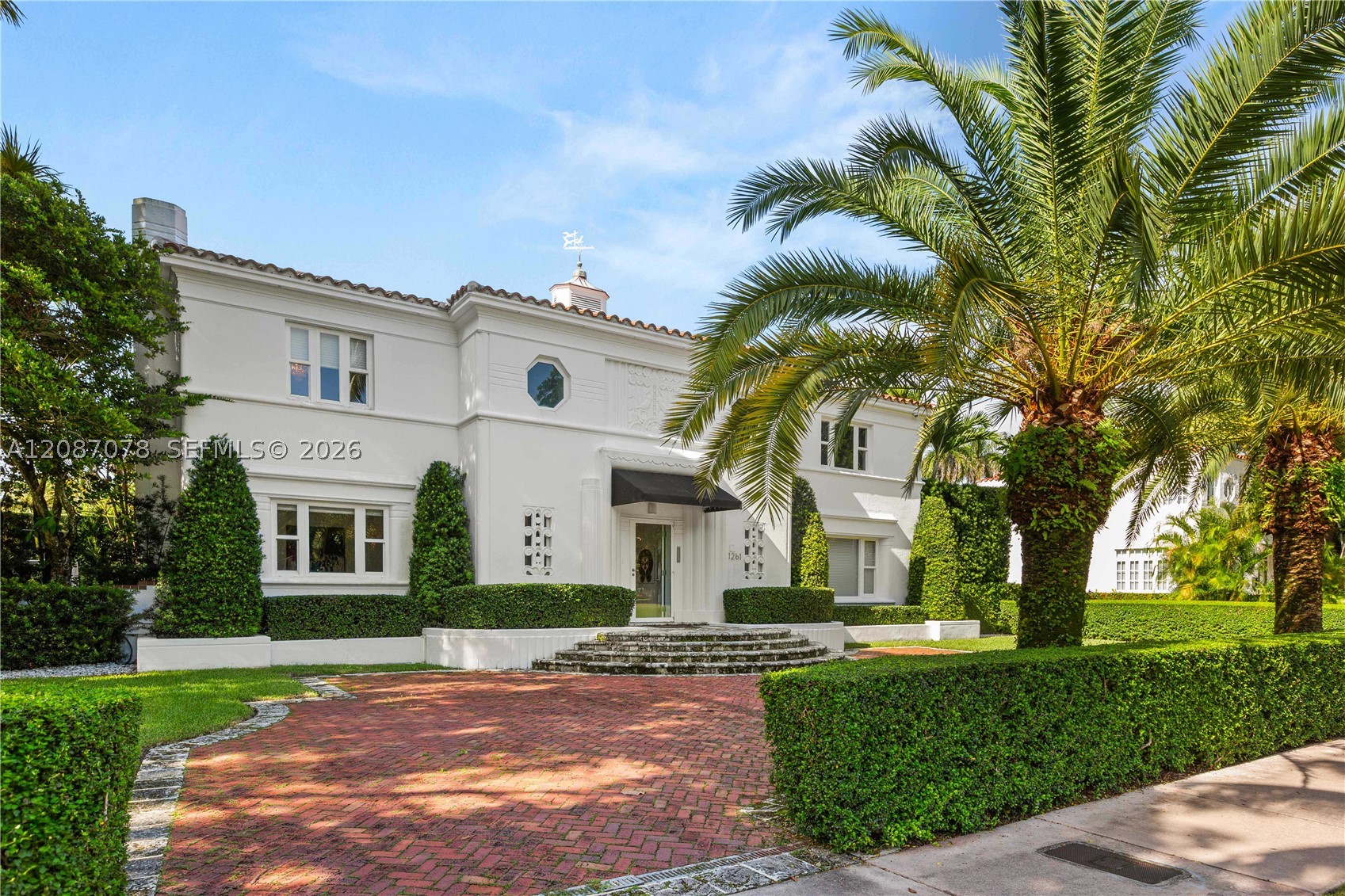 1261 N Greenway Dr Coral Gables, FL 33134