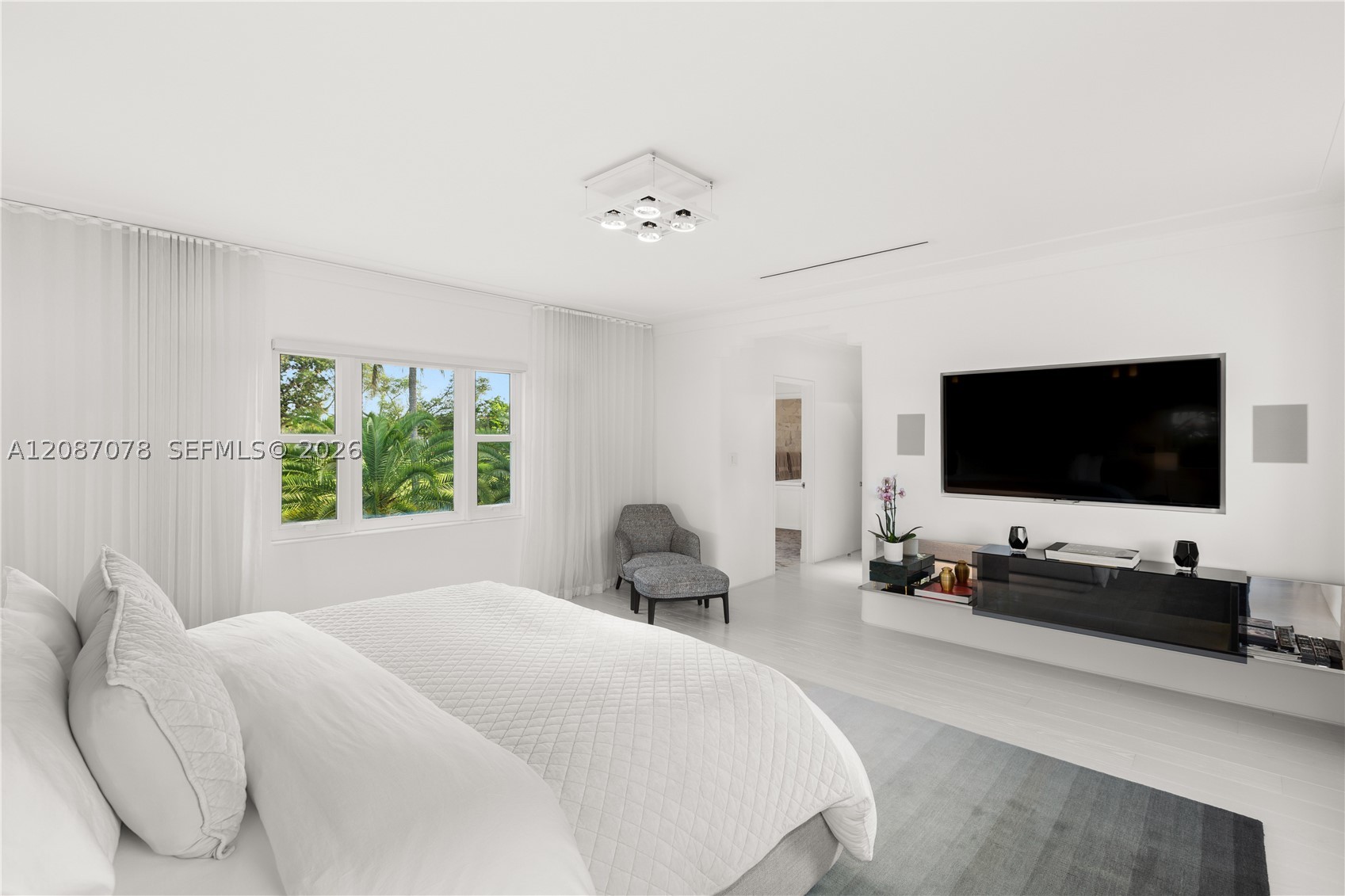 1261 N Greenway Dr Coral Gables, FL 33134