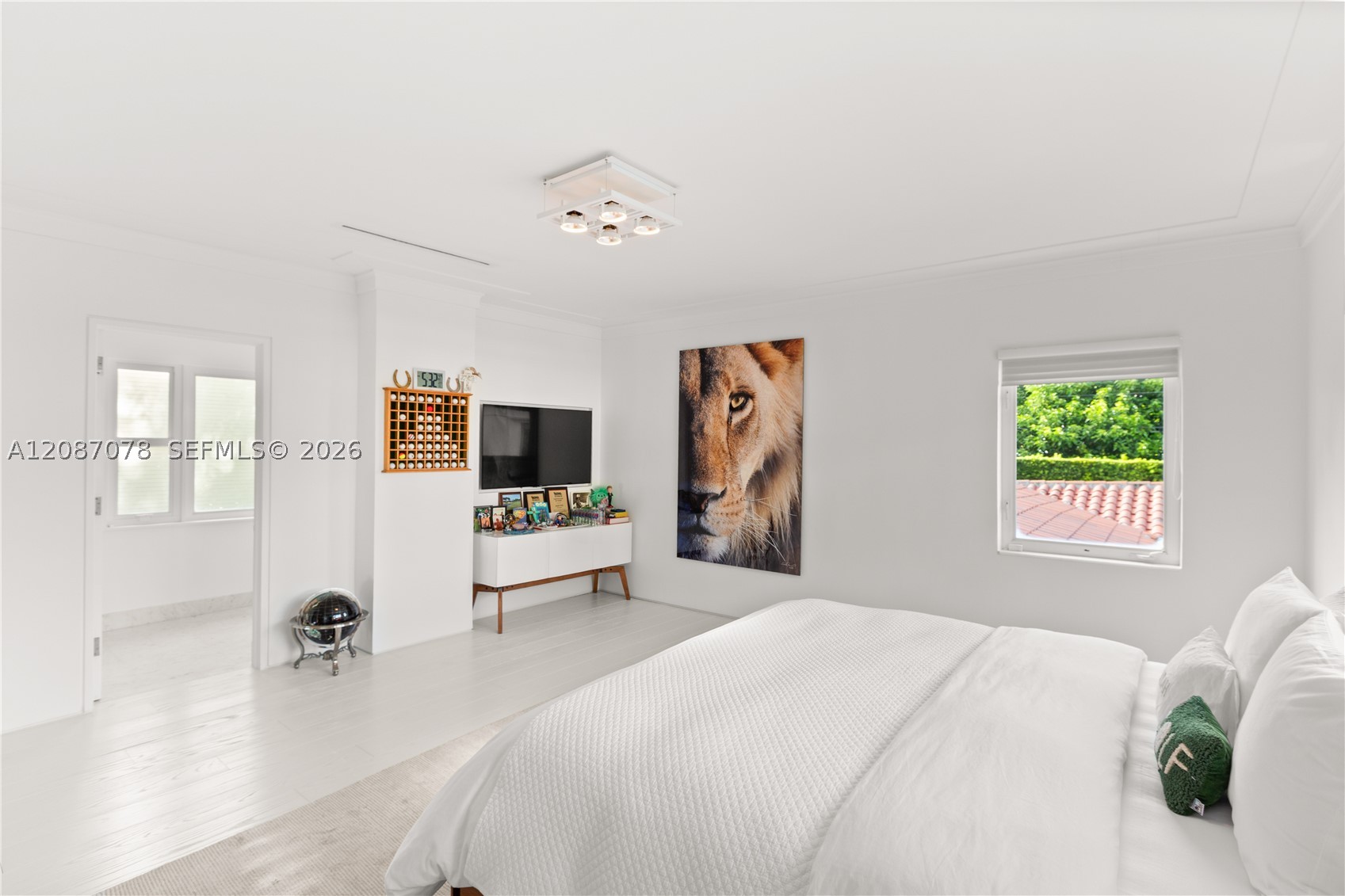 1261 N Greenway Dr Coral Gables, FL 33134