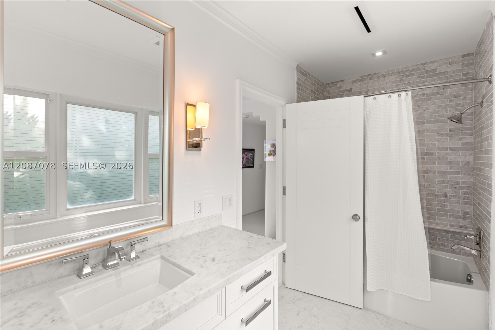 1261 N Greenway Dr Coral Gables, FL 33134