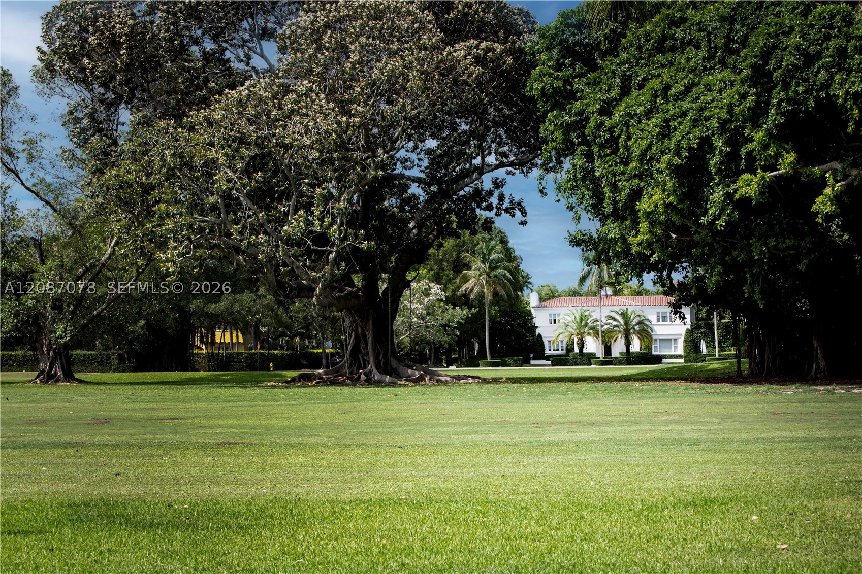 1261 N Greenway Dr Coral Gables, FL 33134