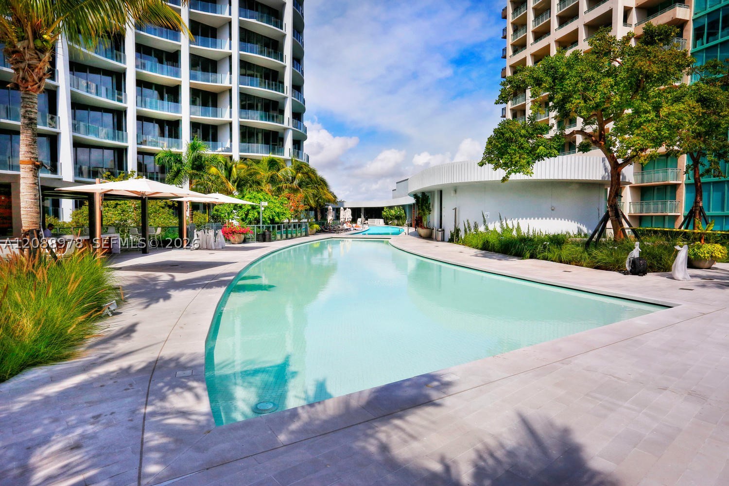 image Park Grove Club Residences26