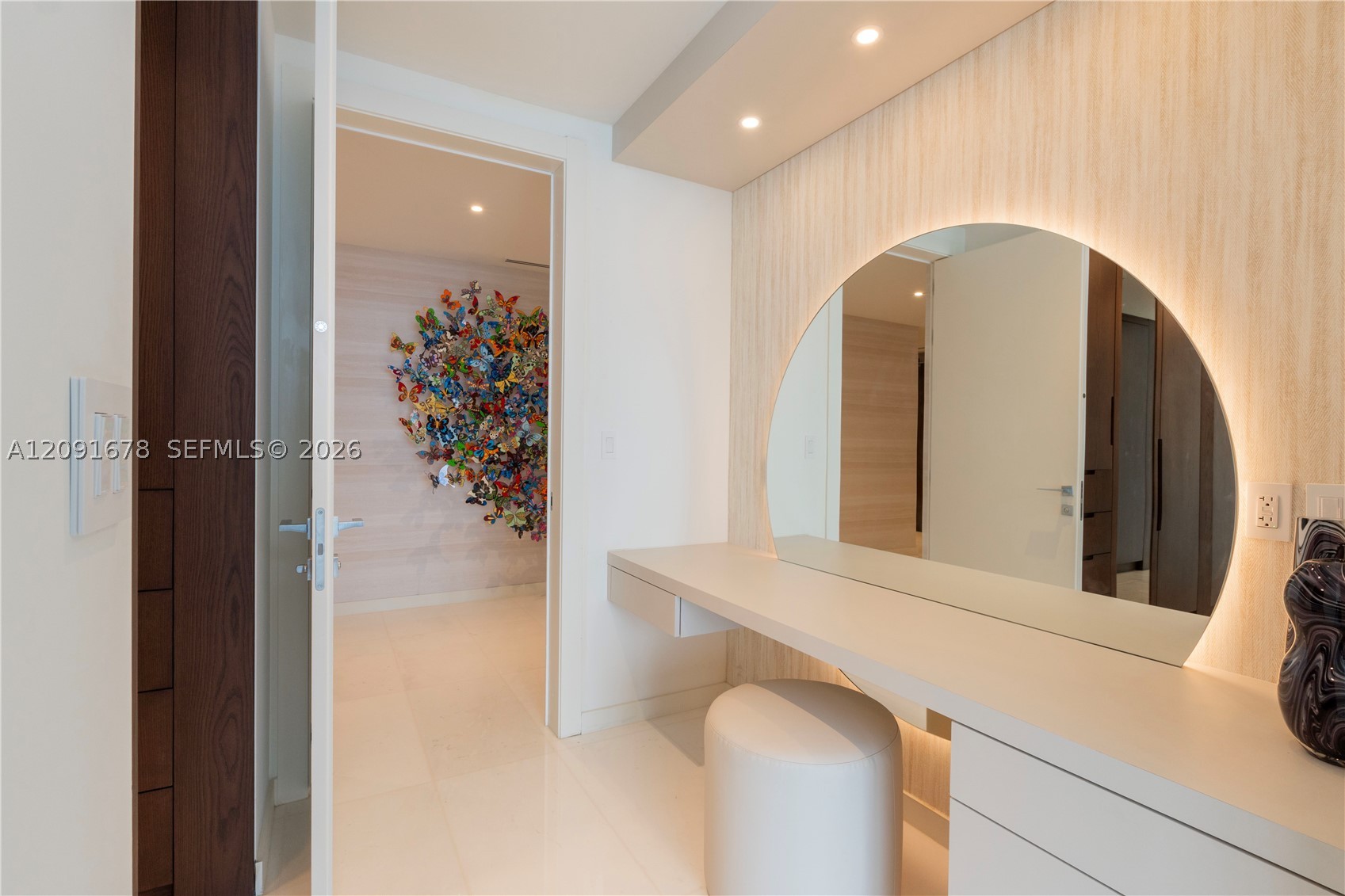 Undisclosed Address Miami, FL 33131