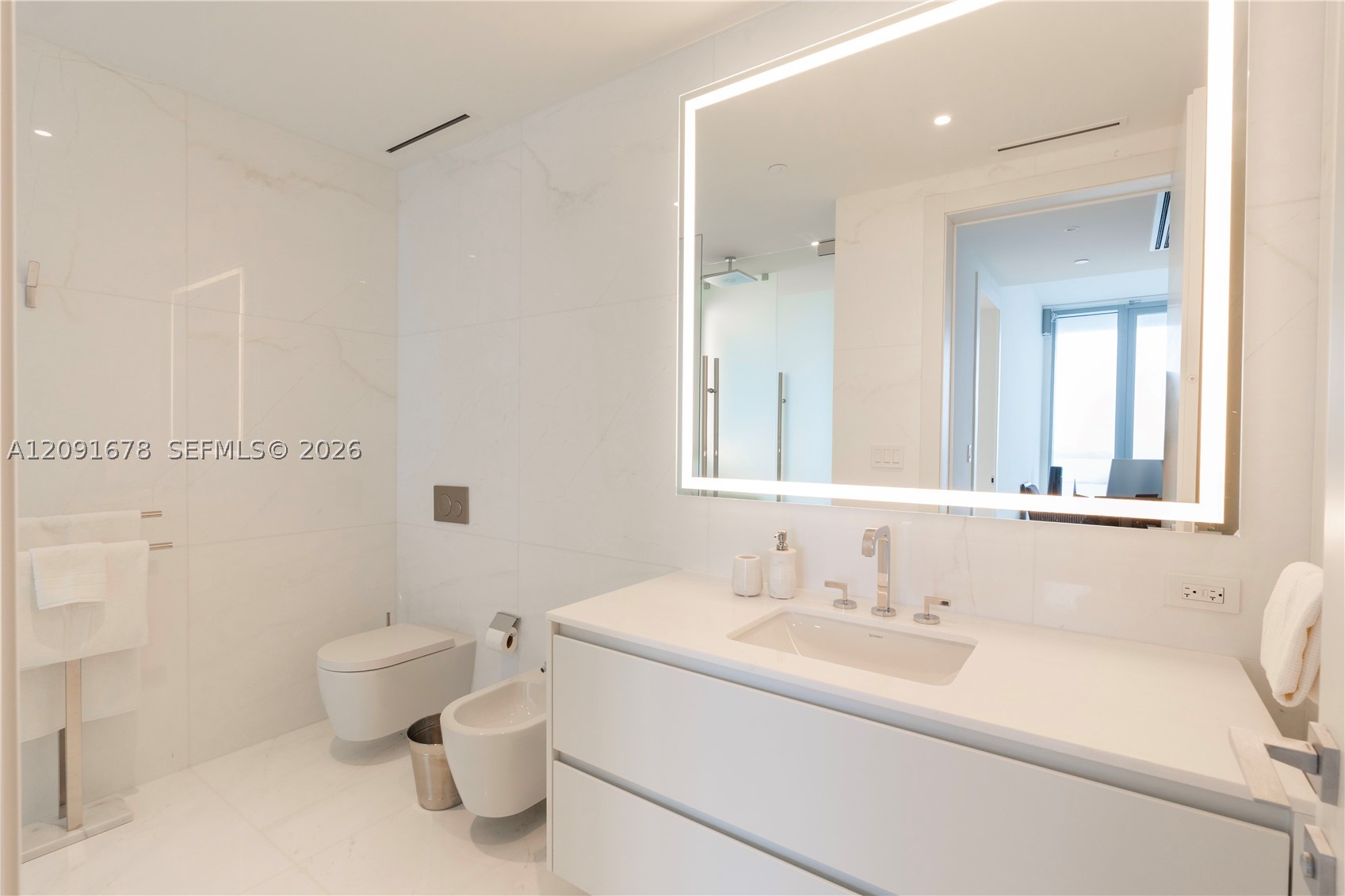 Undisclosed Address Miami, FL 33131