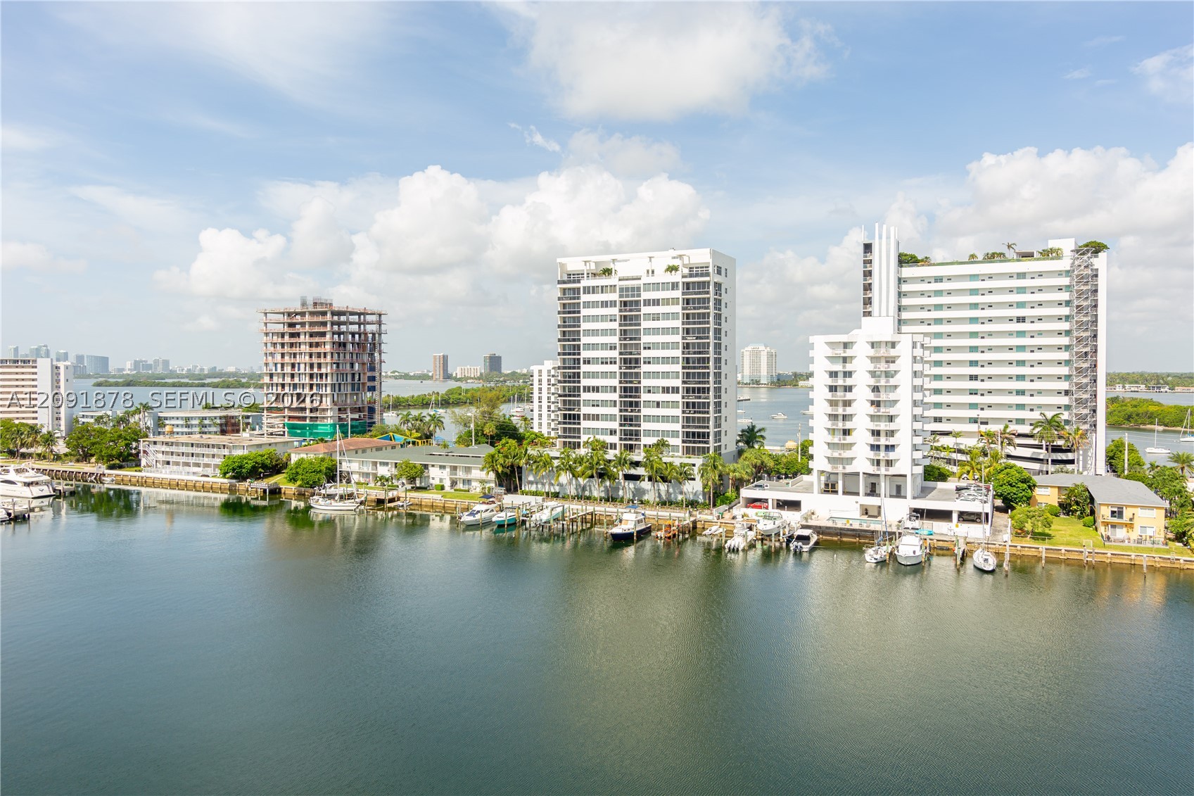 image Eloquence on the Bay40