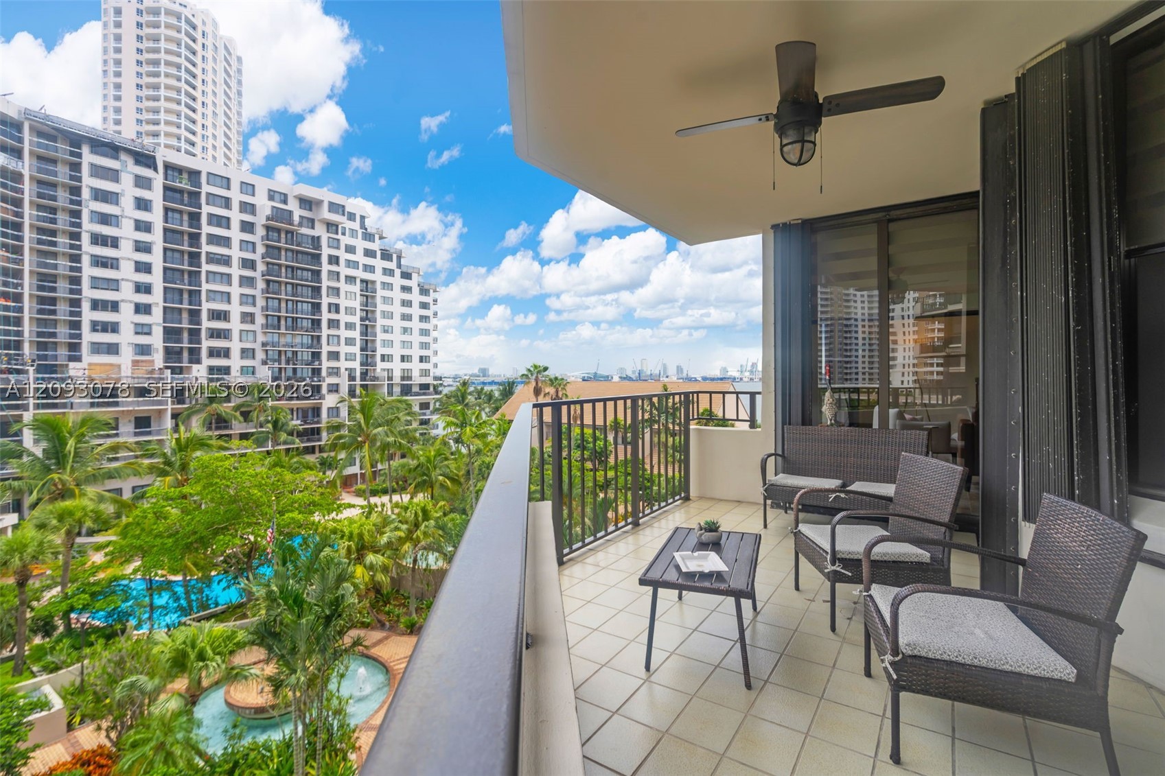 image Brickell Key One24