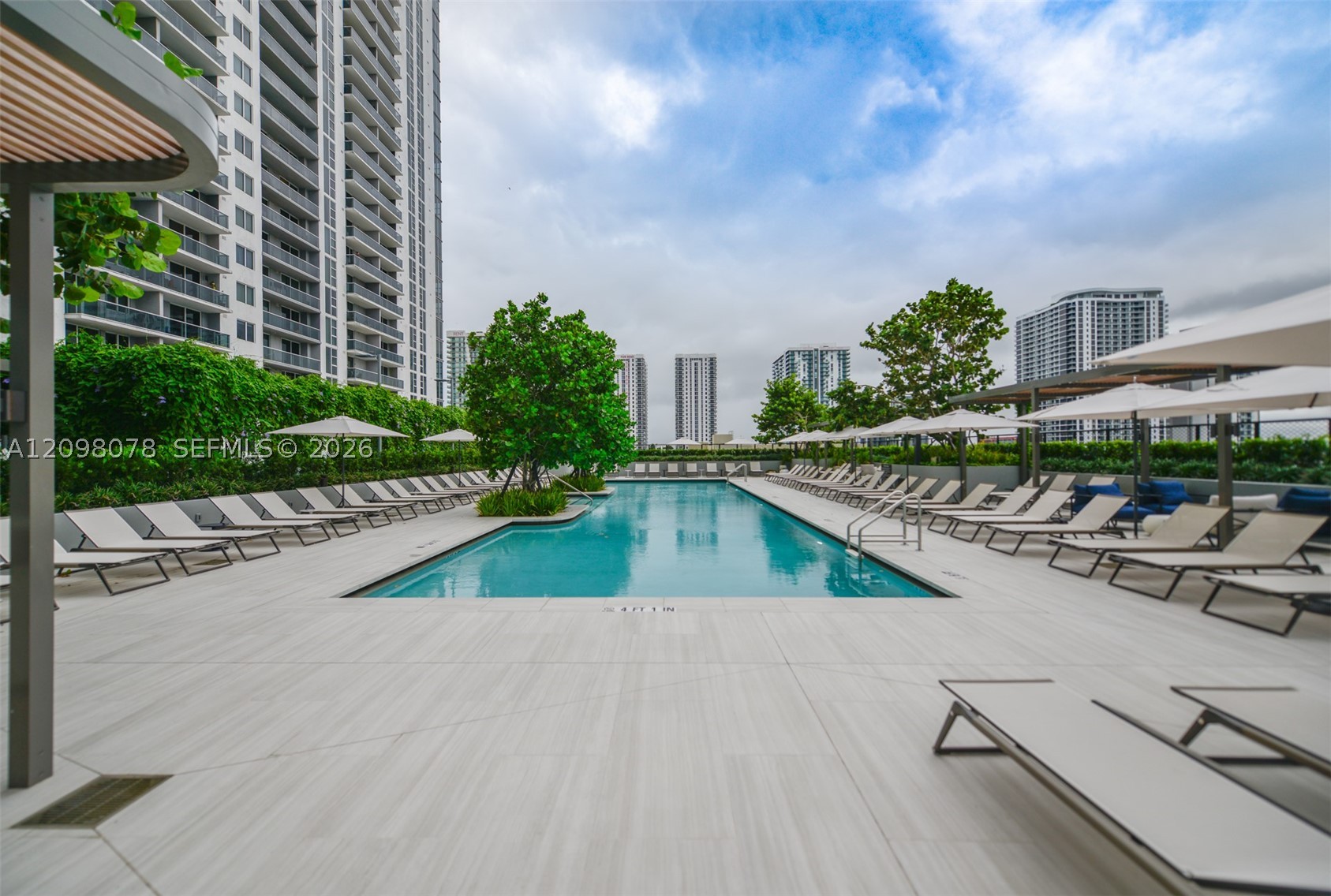 1400 Biscayne Blvd #2207 Miami, FL 33132