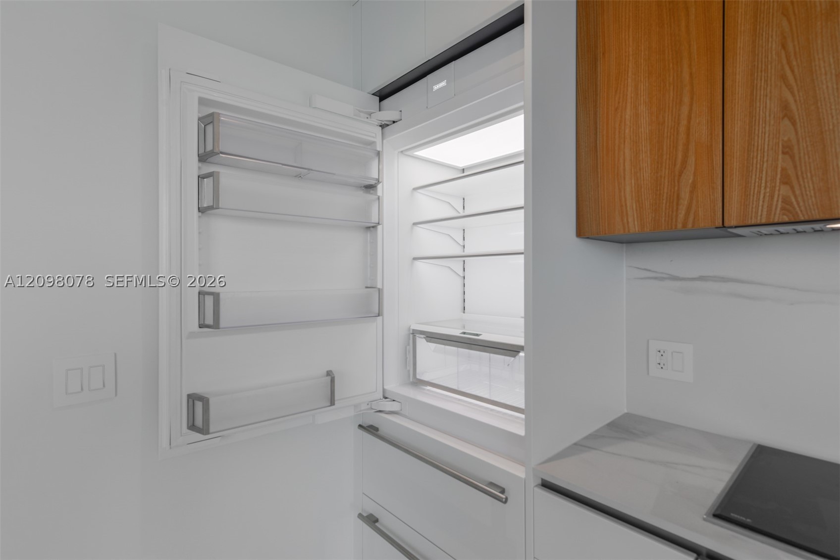 1400 Biscayne Blvd #2207 Miami, FL 33132