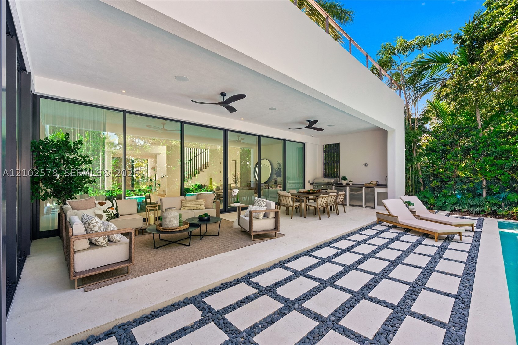 451 NE 52nd St Miami, FL 33137