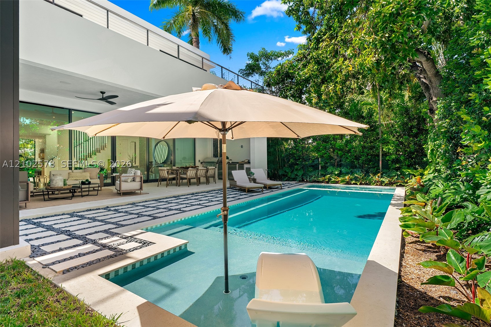 451 NE 52nd St Miami, FL 33137